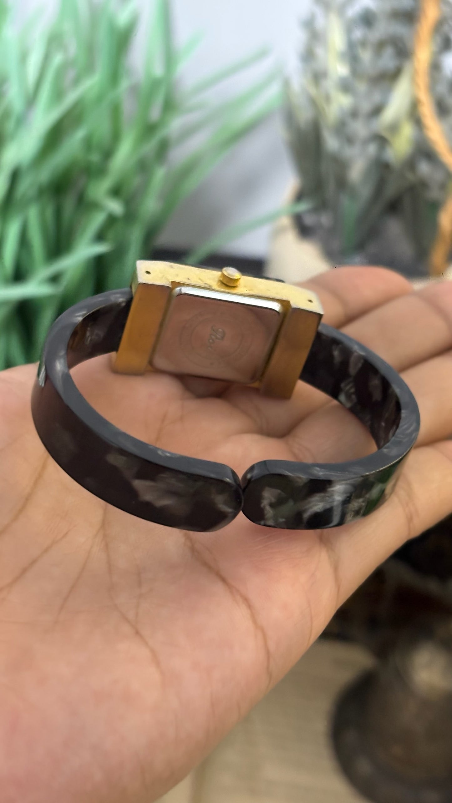 Vintage Roi Tank Classic Watch in Gold Tone and Marbled Black Acrylic Bangle Quartz