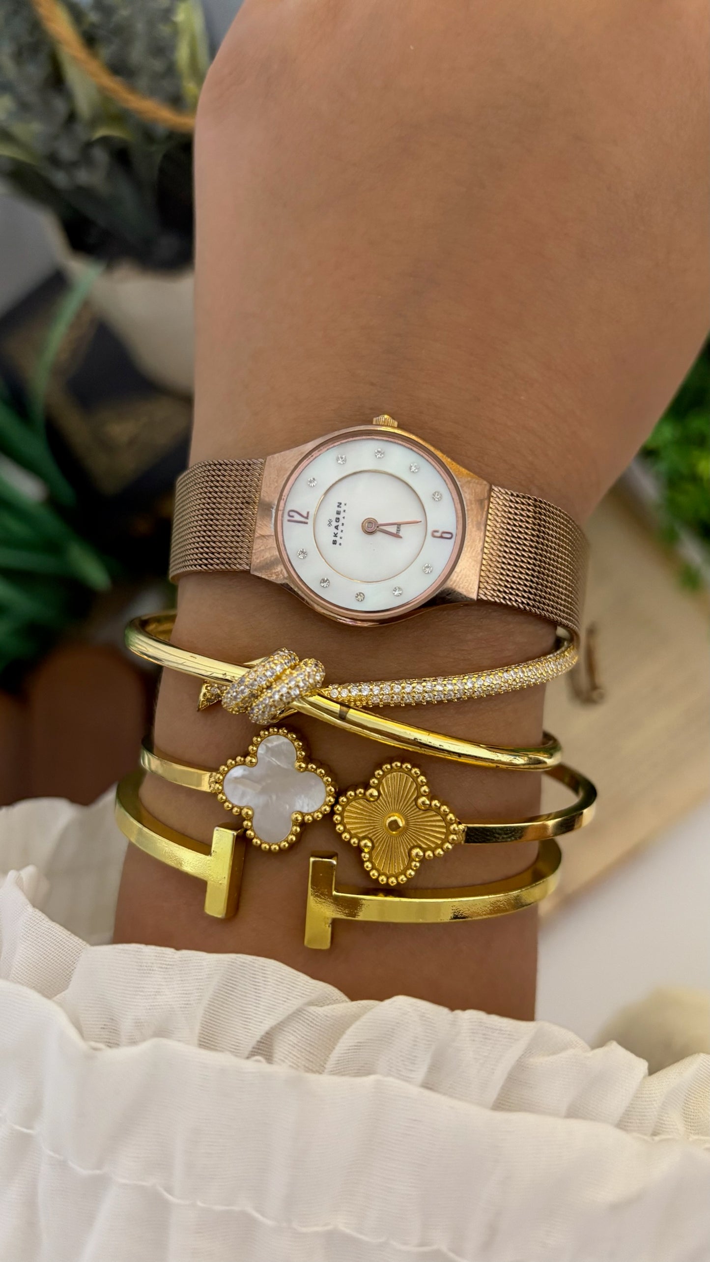 Vintage Skagen Crystal Marker Watch with Mesh Strap in Rose Gold Tone Quartz