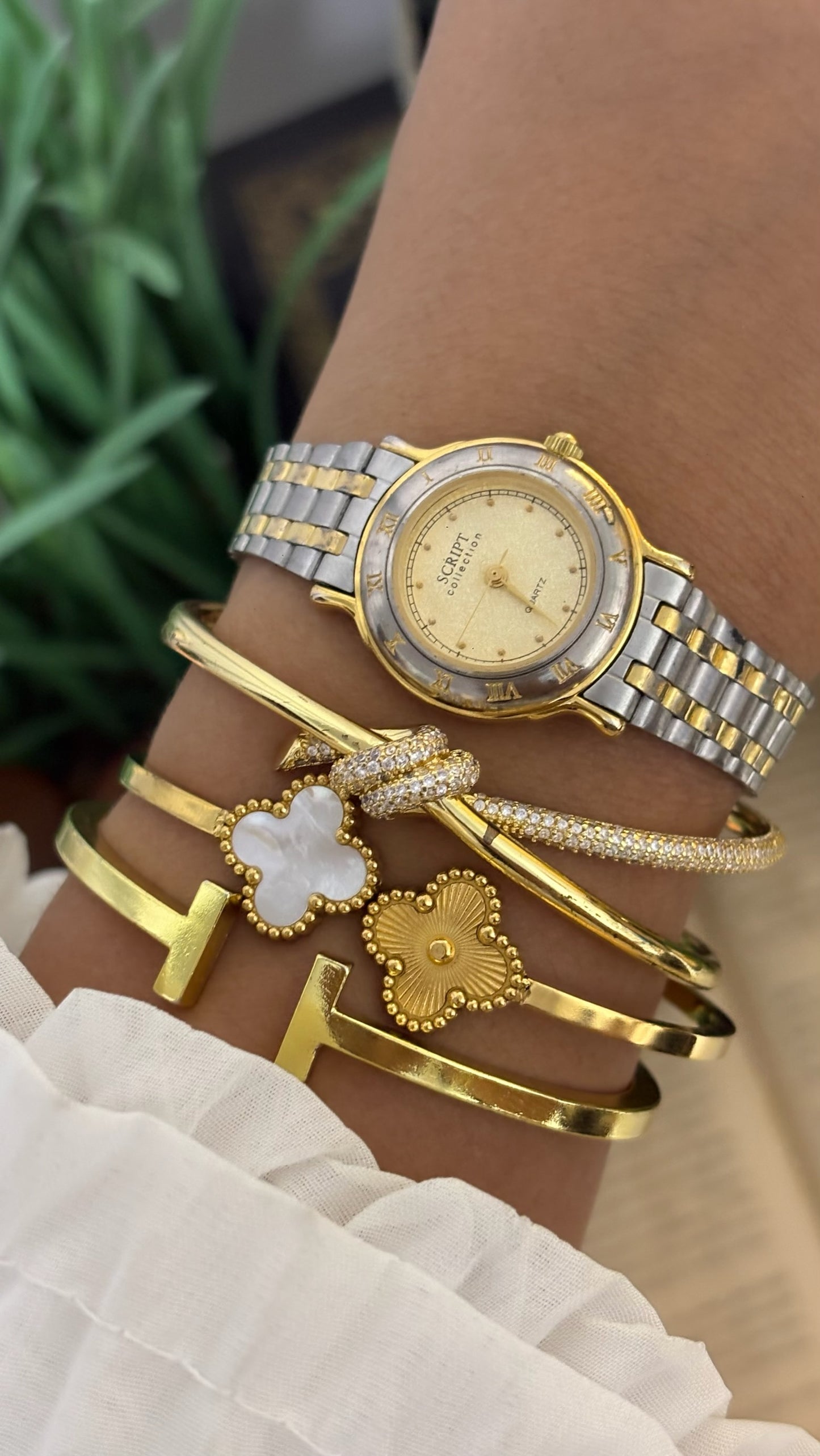 Vintage Jaxis Script Collection Roman Numeral Bezel Watch in Two-Tone Quartz