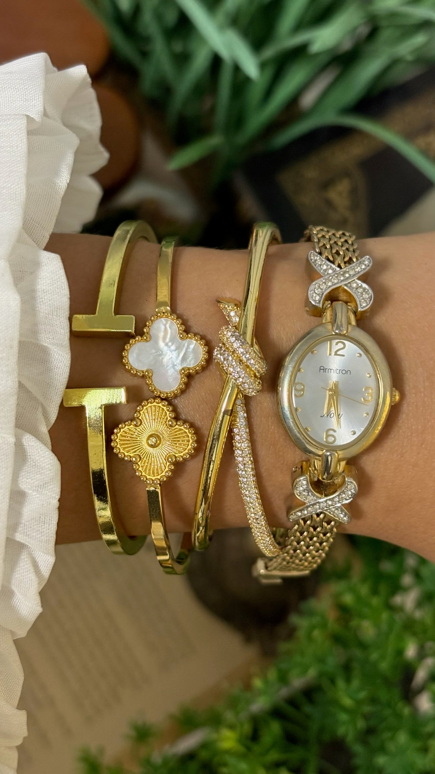 Vintage Armitron Now Oval Crystal X Link Watch with Intricate Mesh Strap in Gold Tone Quartz