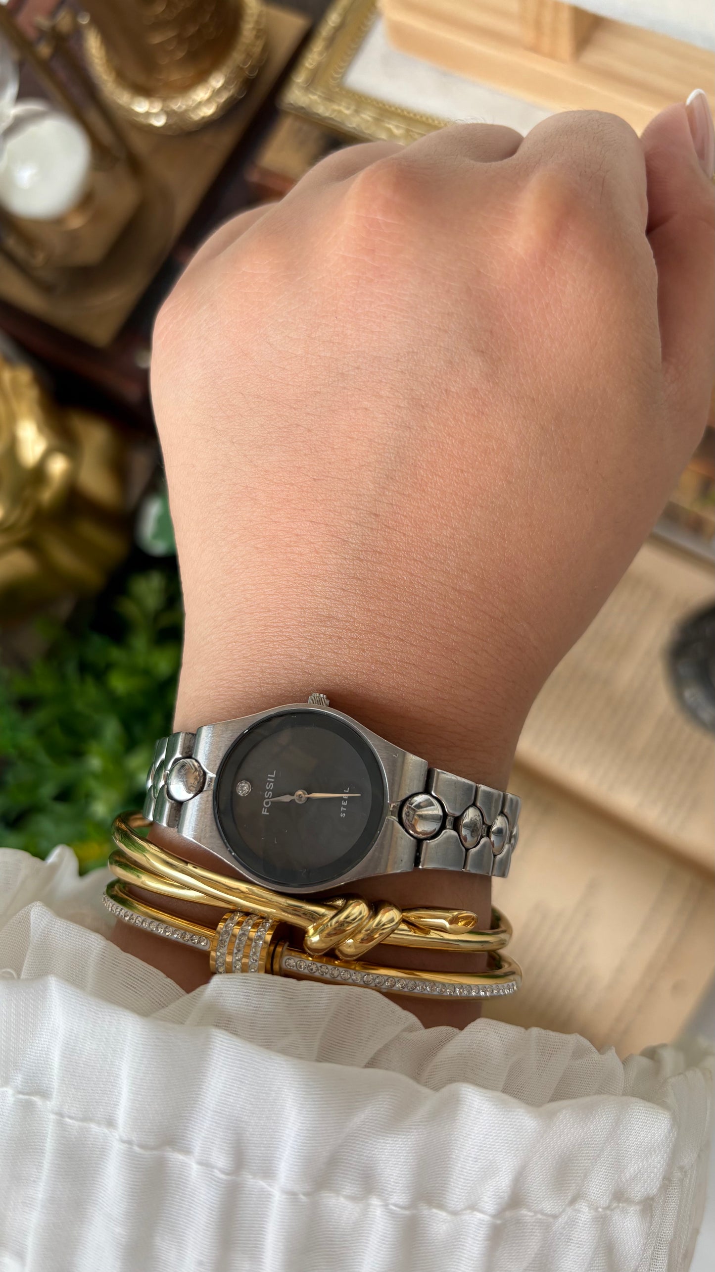 Vintage Fossil Steel Minimalist Watch in Silver Tone Diamond Silver Black Dial Quartz