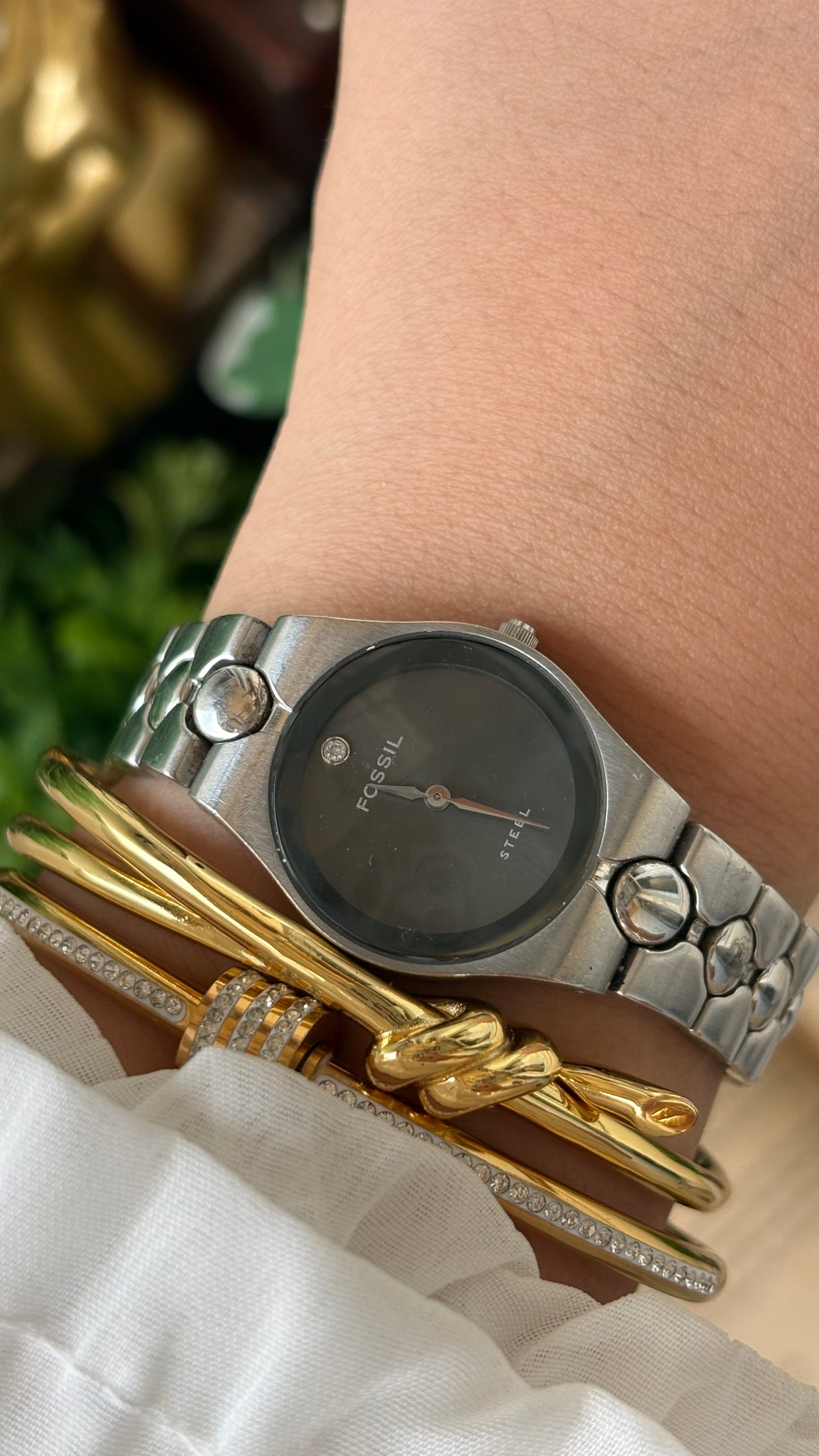 Vintage Fossil Steel Minimalist Watch in Silver Tone Diamond Silver Black Dial Quartz