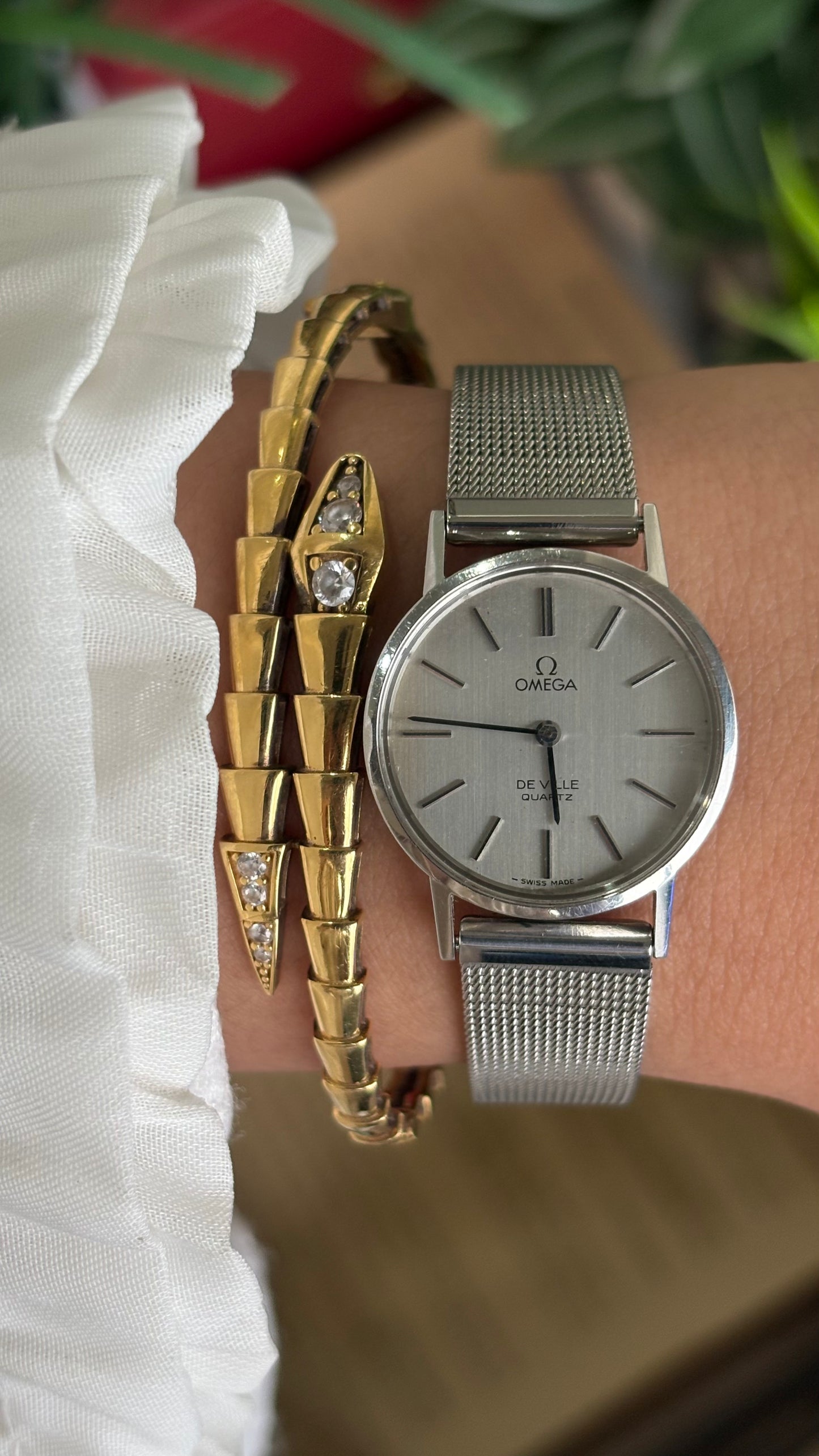Vintage Omega Watch in Silver Tone Mesh Strap (Self-Adjust) with Omega Box