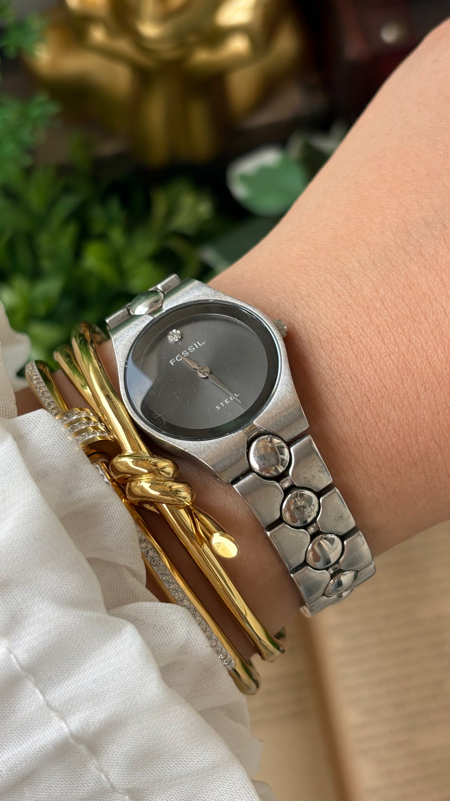 Vintage Fossil Steel Minimalist Watch in Silver Tone Diamond Silver Black Dial Quartz