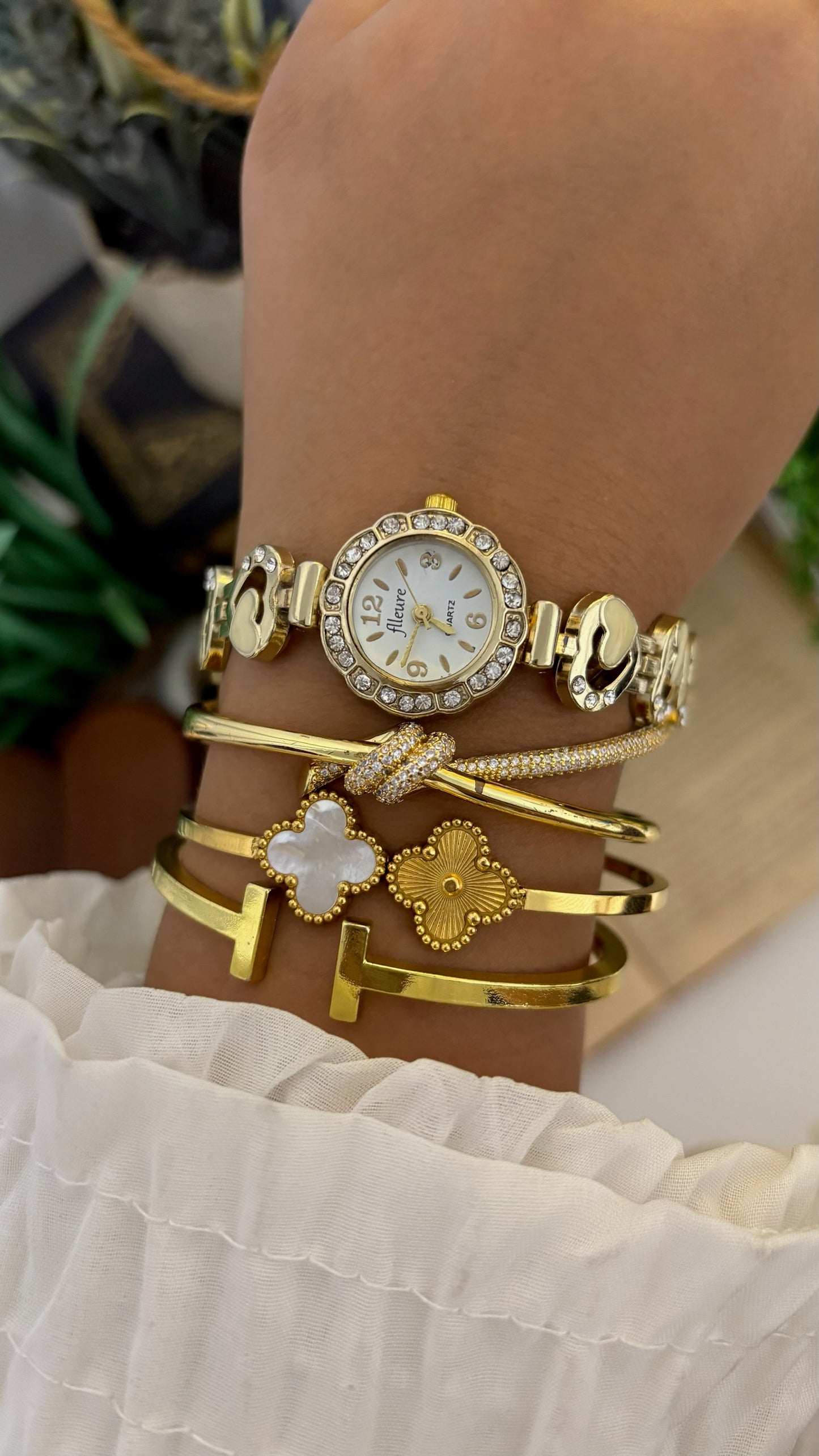 Vintage Fleure Crystal Bezel Watch with Enameled Heart Links in Gold Tone Quartz