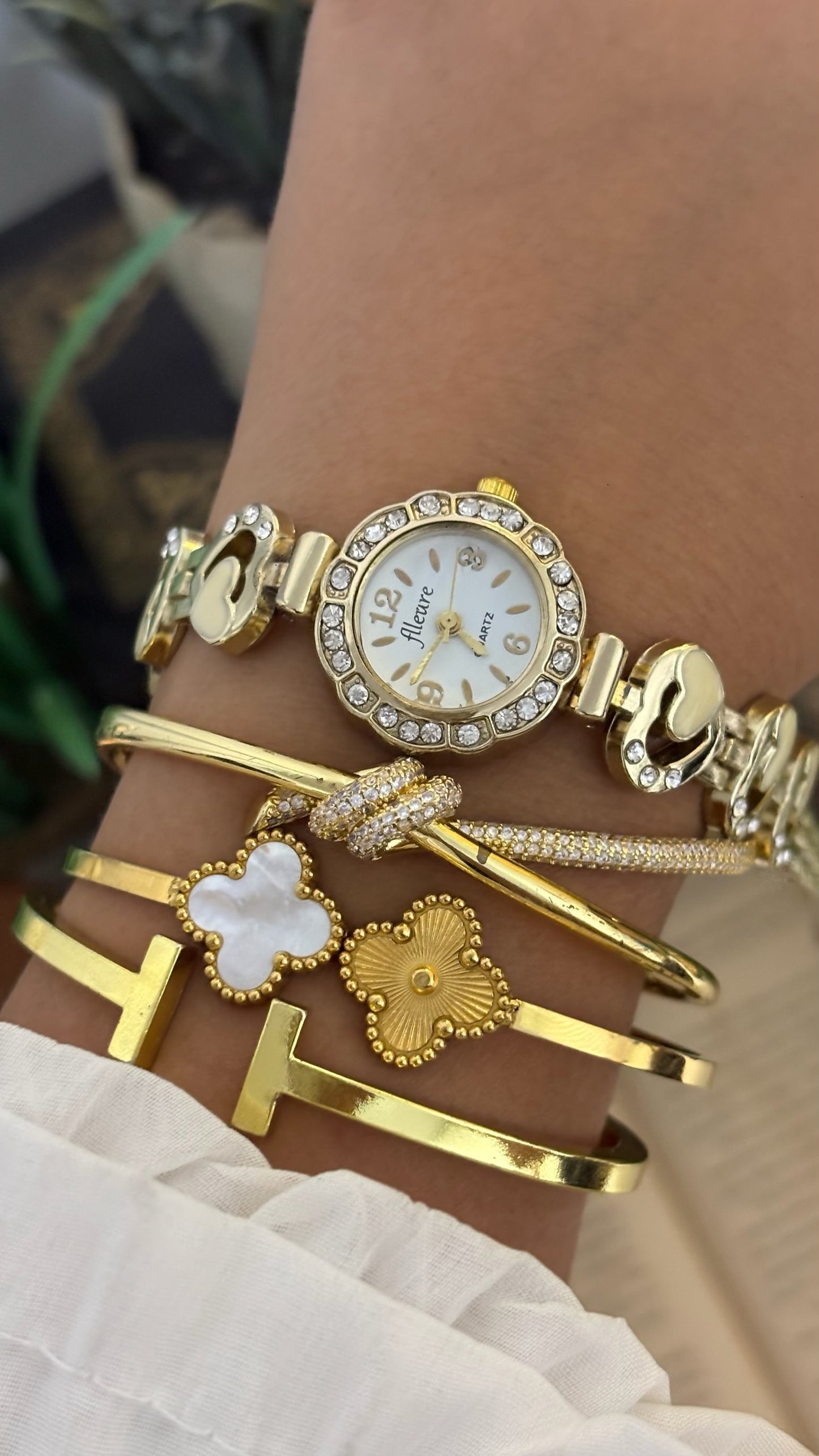 Vintage Fleure Crystal Bezel Watch with Enameled Heart Links in Gold Tone Quartz