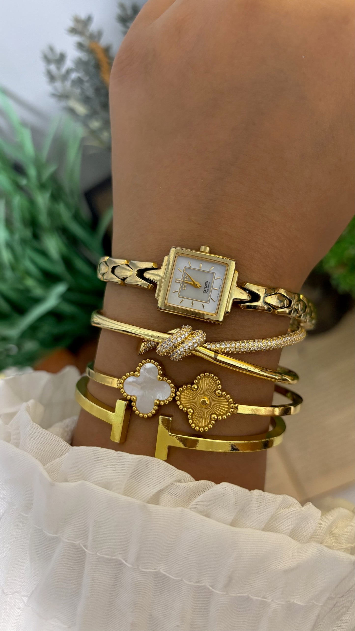 Vintage Citizen Exceed Eco-Drive Square Dress Watch with Abstract Chevron Links in Gold Tone Quartz
