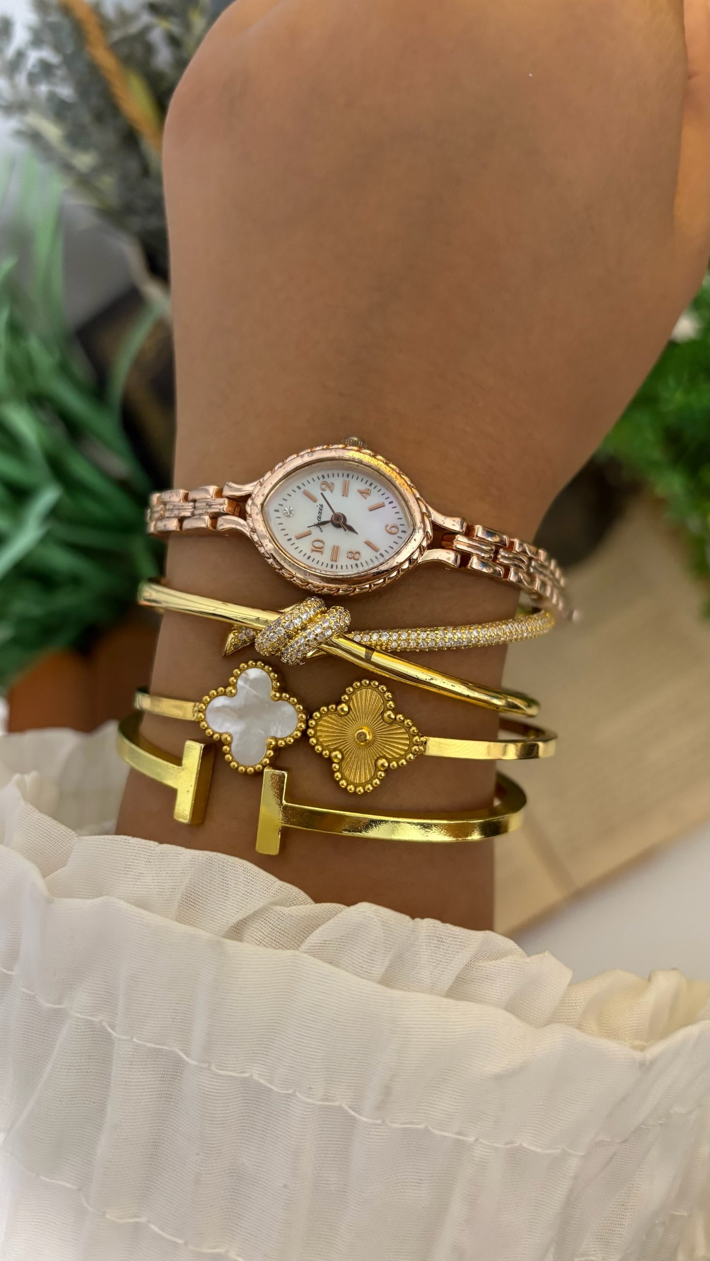 Vintage Jaxis Almond-Shaped Bezel Watch with Single-Link Bracelet in Rose Gold Tone Quartz