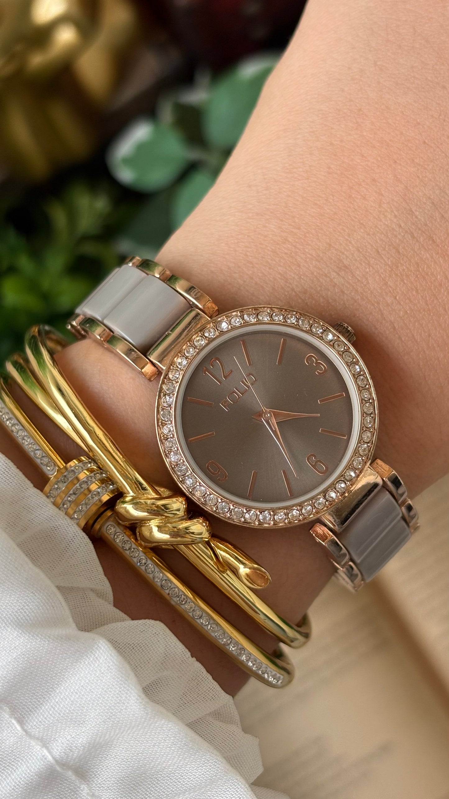 Vintage Folio by Fossil Rhinestone Bezel Watch in Rose Gold Two-Tone Dark Silver Dial Japan Quartz