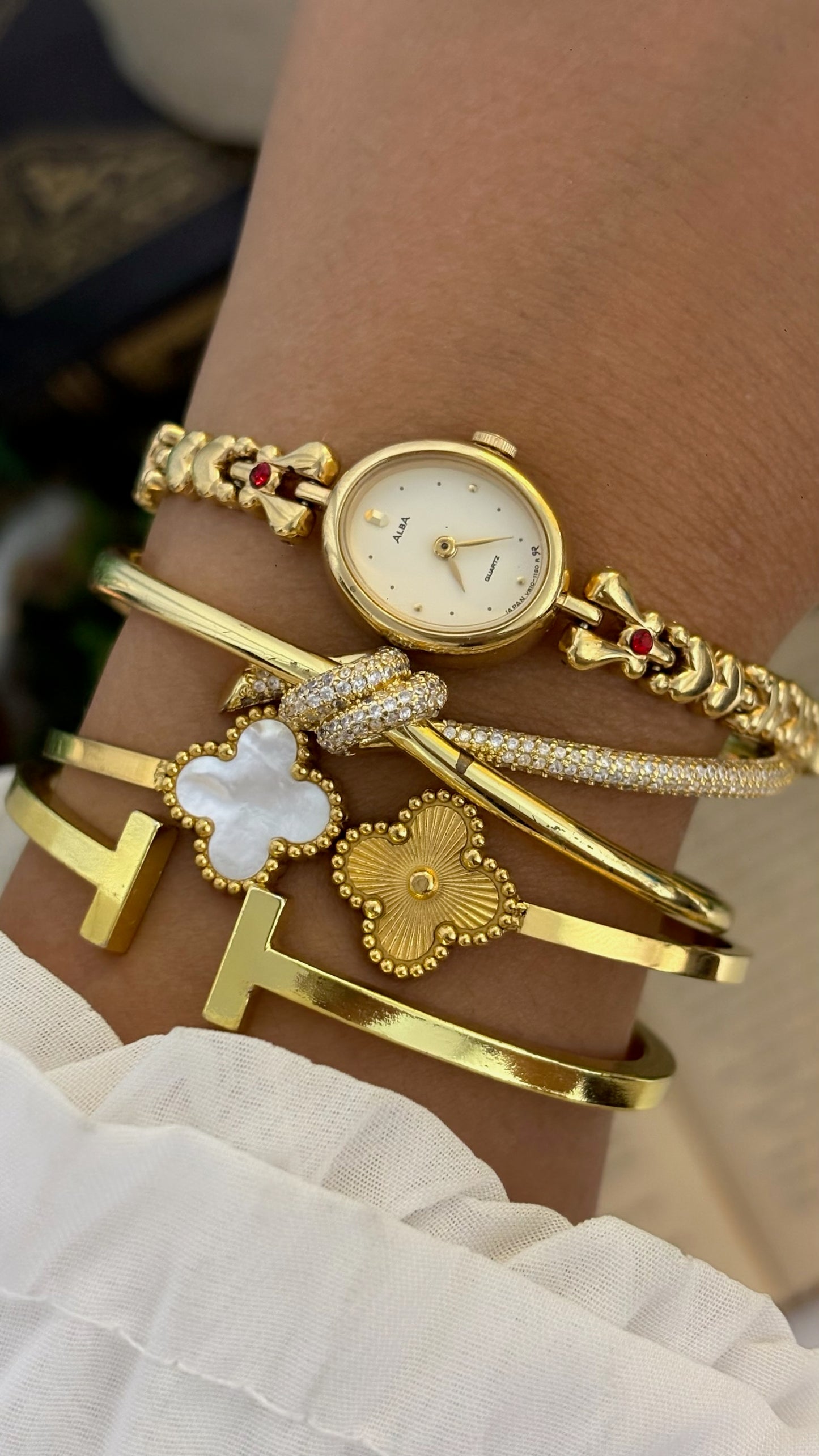 Vintage Alba Oval Dress Watch with Heart Link Chain and Red Stone Accents in Gold Tone Quartz