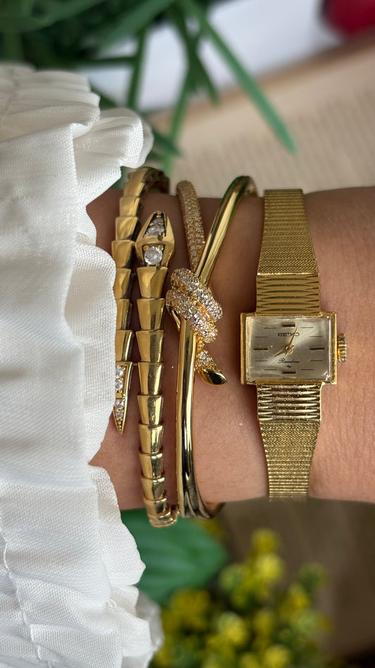 Vintage Seiko Manual Winding Watch in Gold Tone