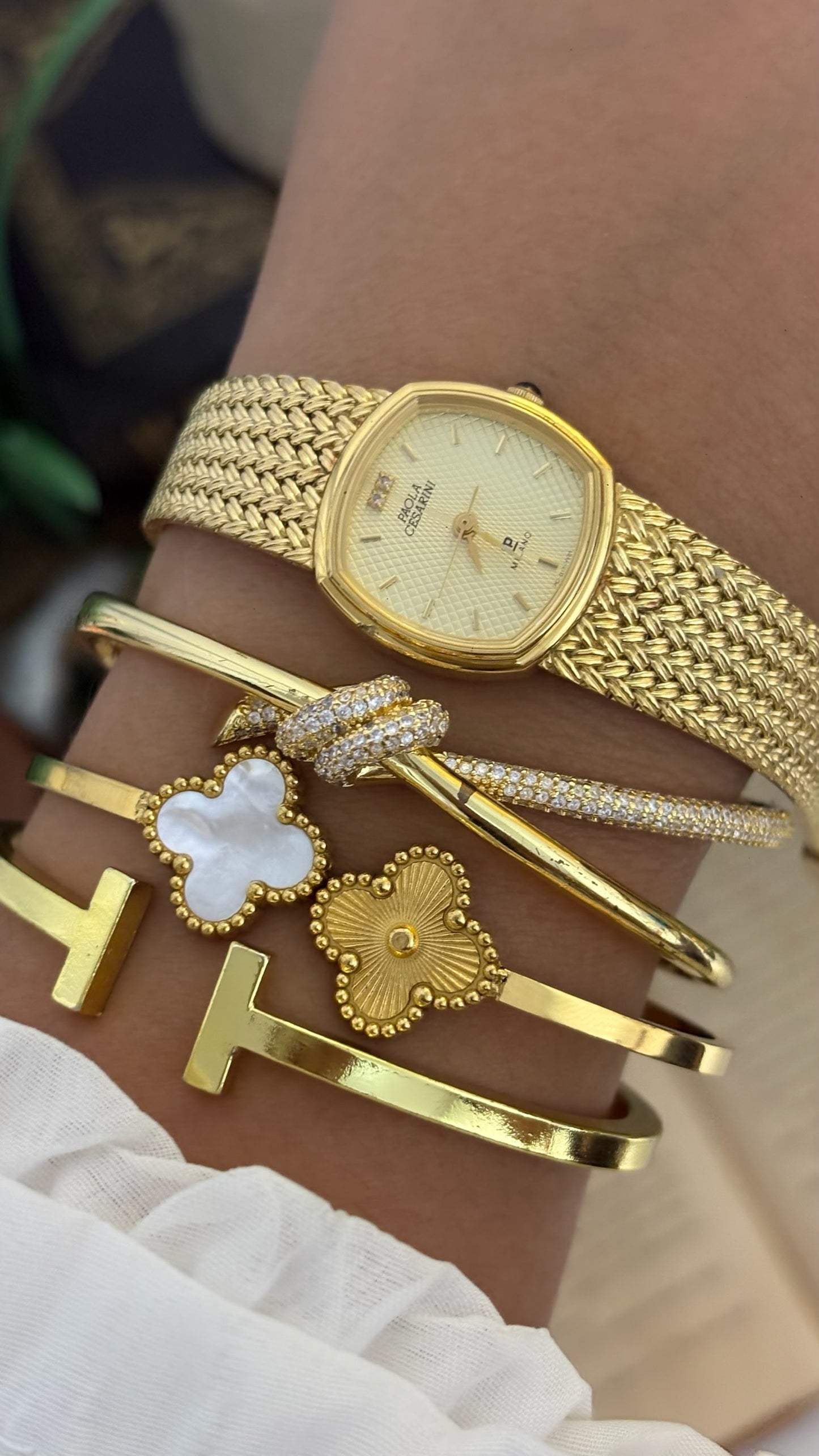 Vintage Paola Cesarini Milano Cushion Watch with Woven Mesh Strap in Gold Tone Quartz