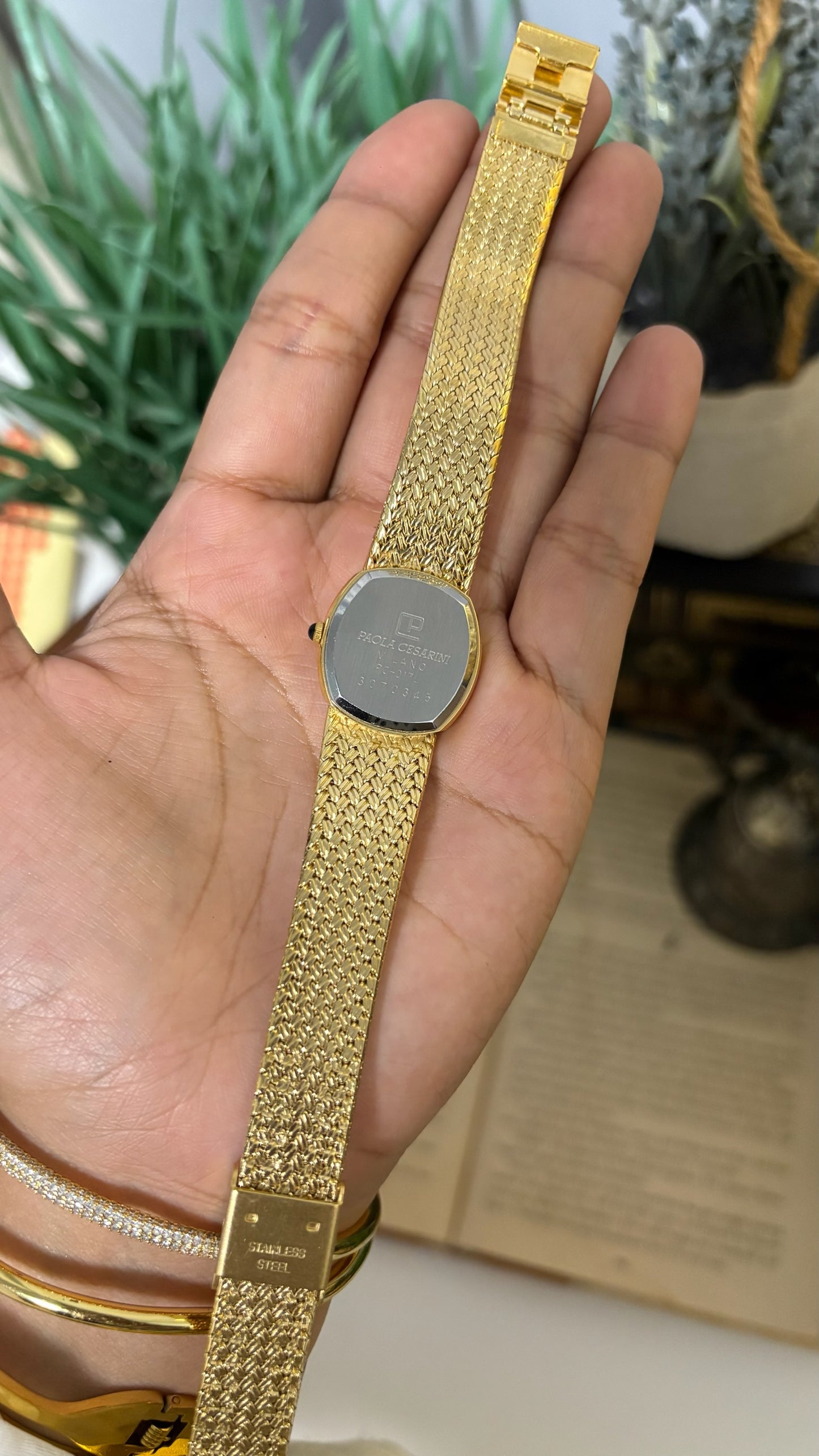 Vintage Paola Cesarini Milano Cushion Watch with Woven Mesh Strap in Gold Tone Quartz