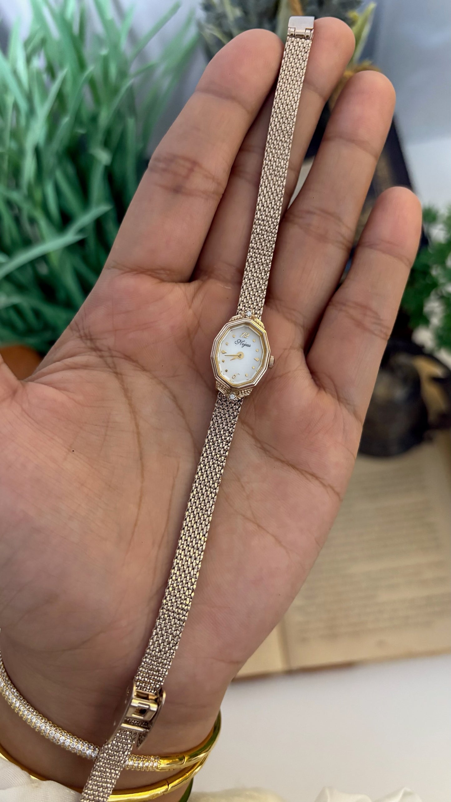 Vintage Nojess Octagonal Watch with Mesh Strap in Gold Tone Quartz