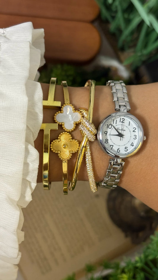 Vintage Croton Round Watch with Single-Link Bracelet in Silver Tone Quartz