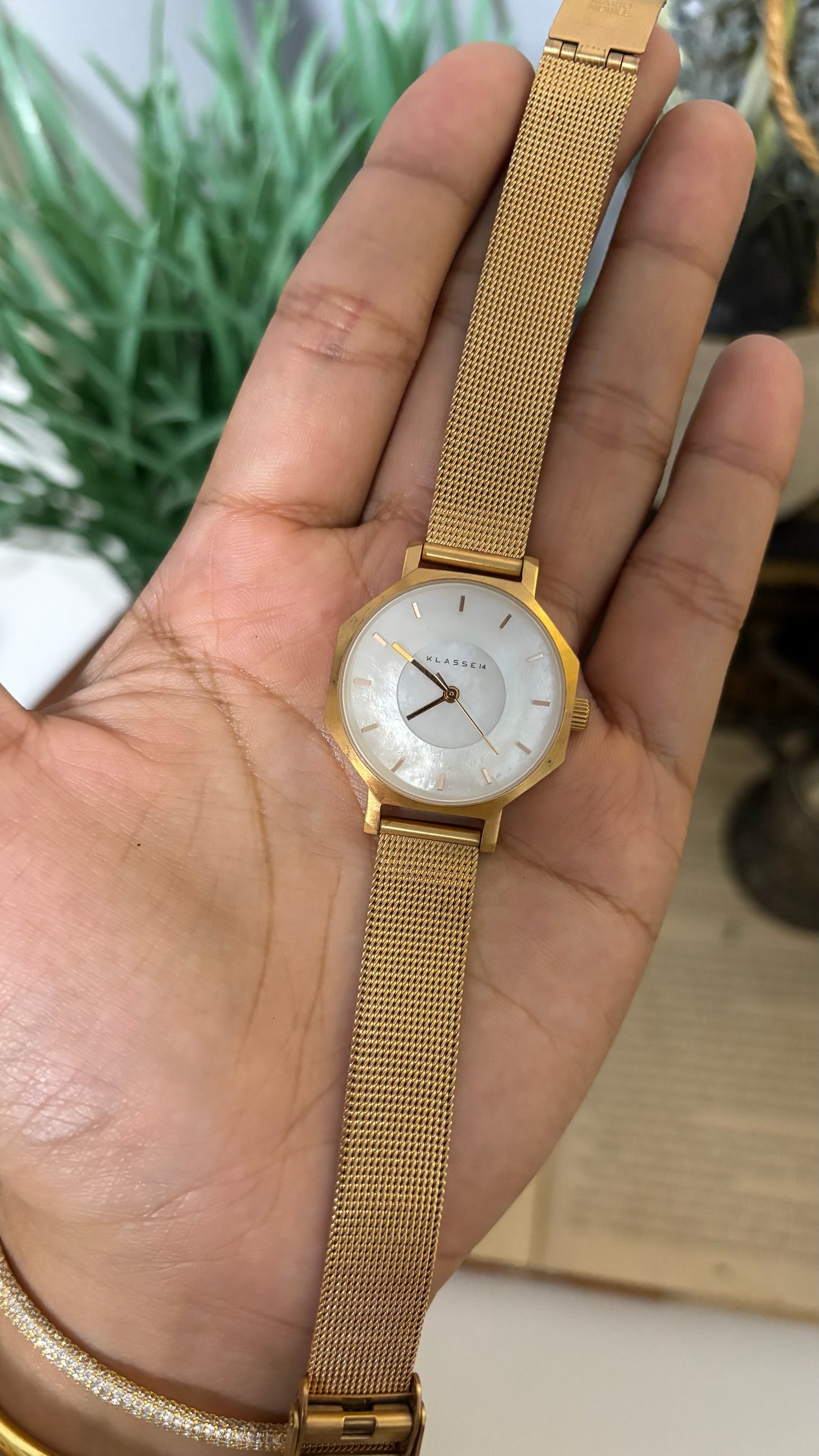 Vintage Klasse14 Volare Octagonal Watch with Mesh Strap in Gold Tone Quartz