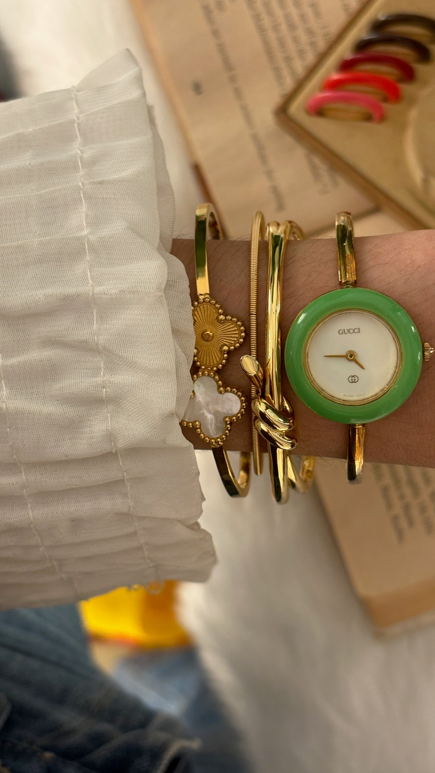 Rare Vintage Gucci Swiss Interchangeable Cherry Line Bezel Bangle Watch Set in Gold Tone Quartz