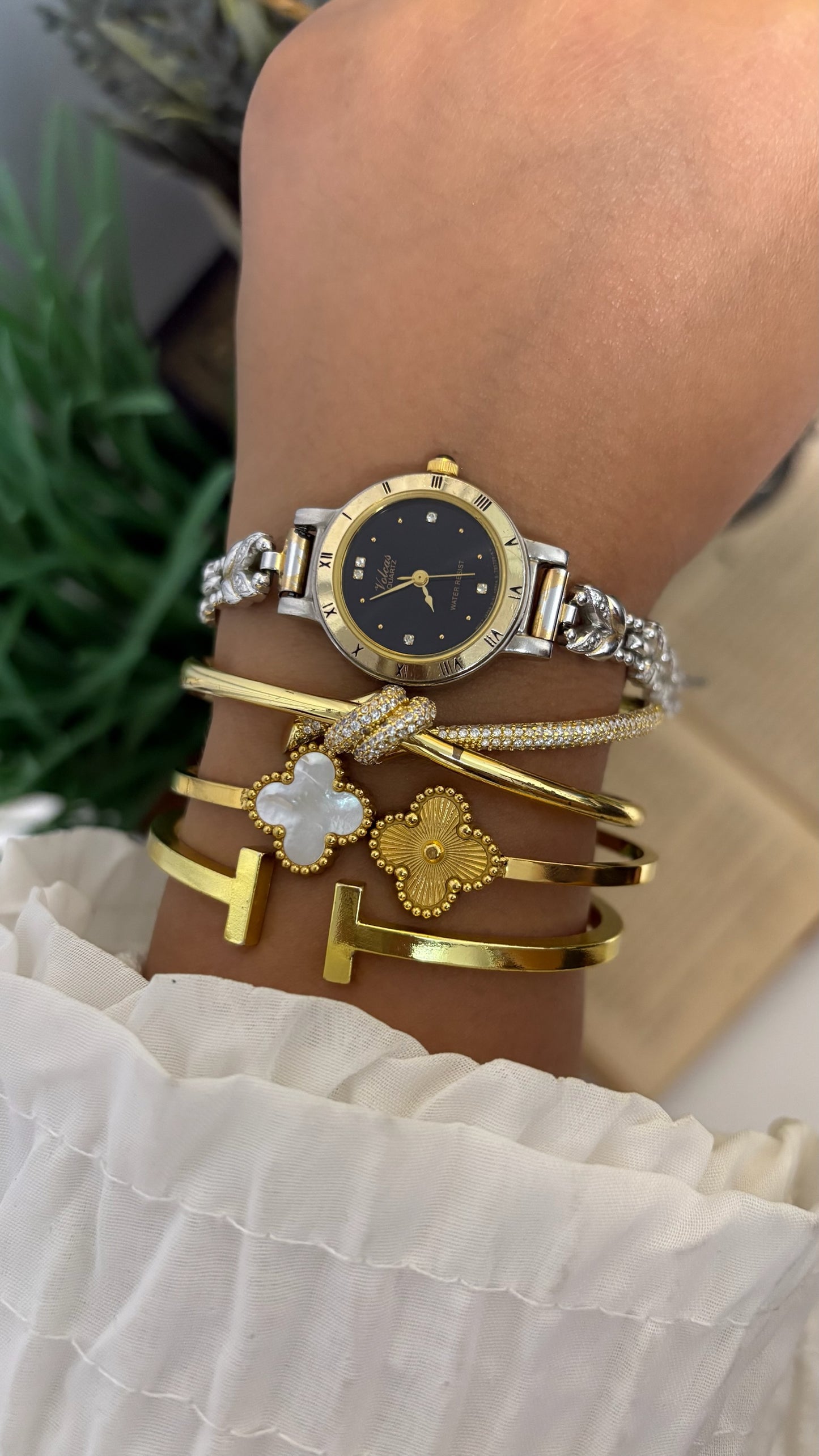 Vintage Volcas Two-Tone Watch with Leaf-Link Bracelet