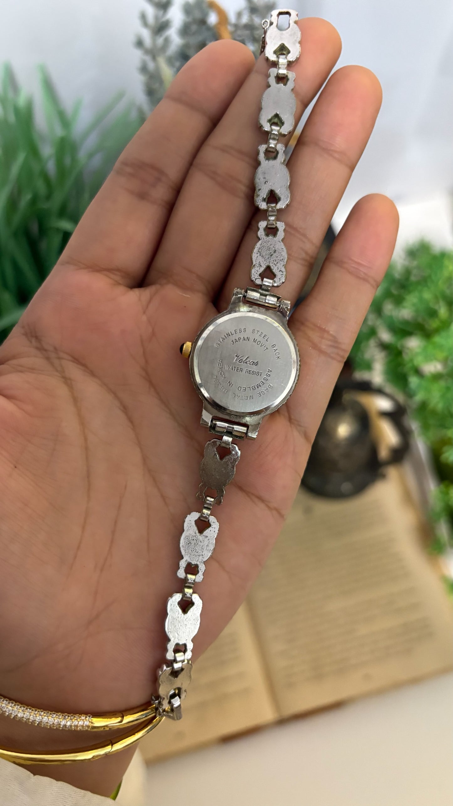Vintage Volcas Two-Tone Watch with Leaf-Link Bracelet
