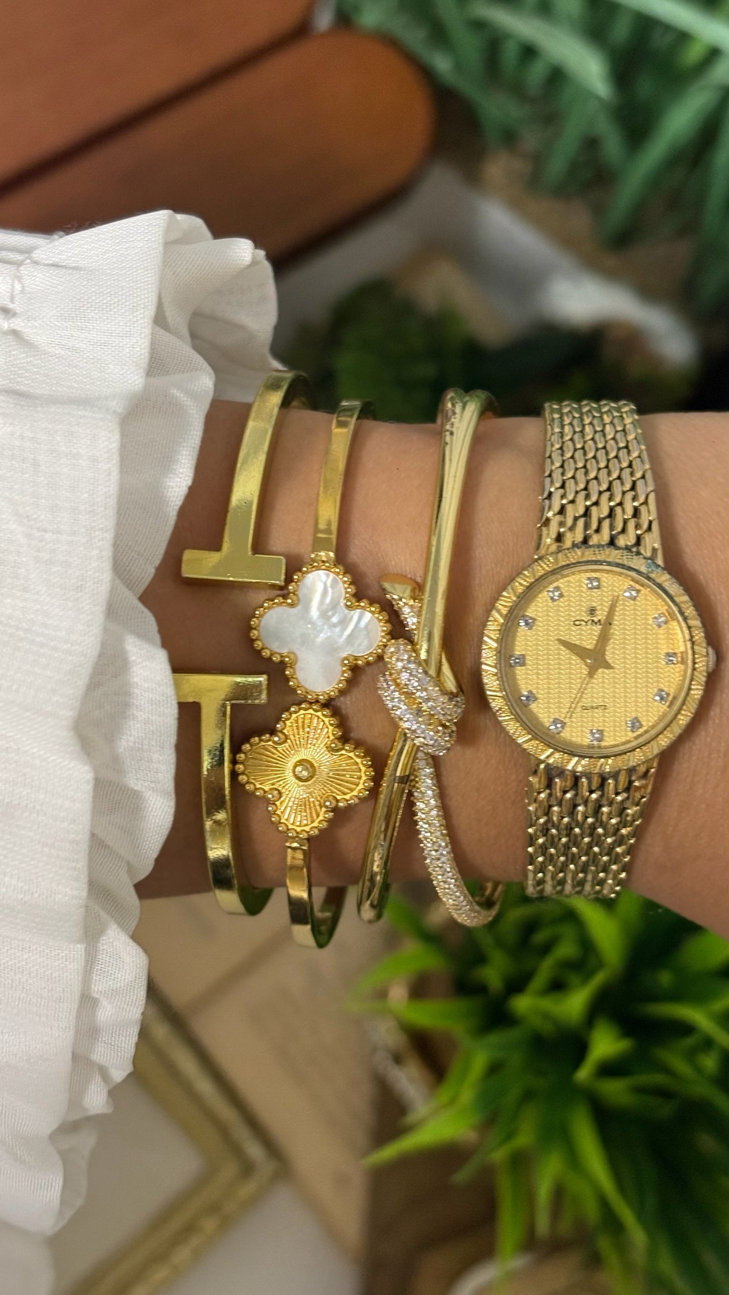 Vintage Cyma Round Watch with Gold Tone Basket Weave Link Strap