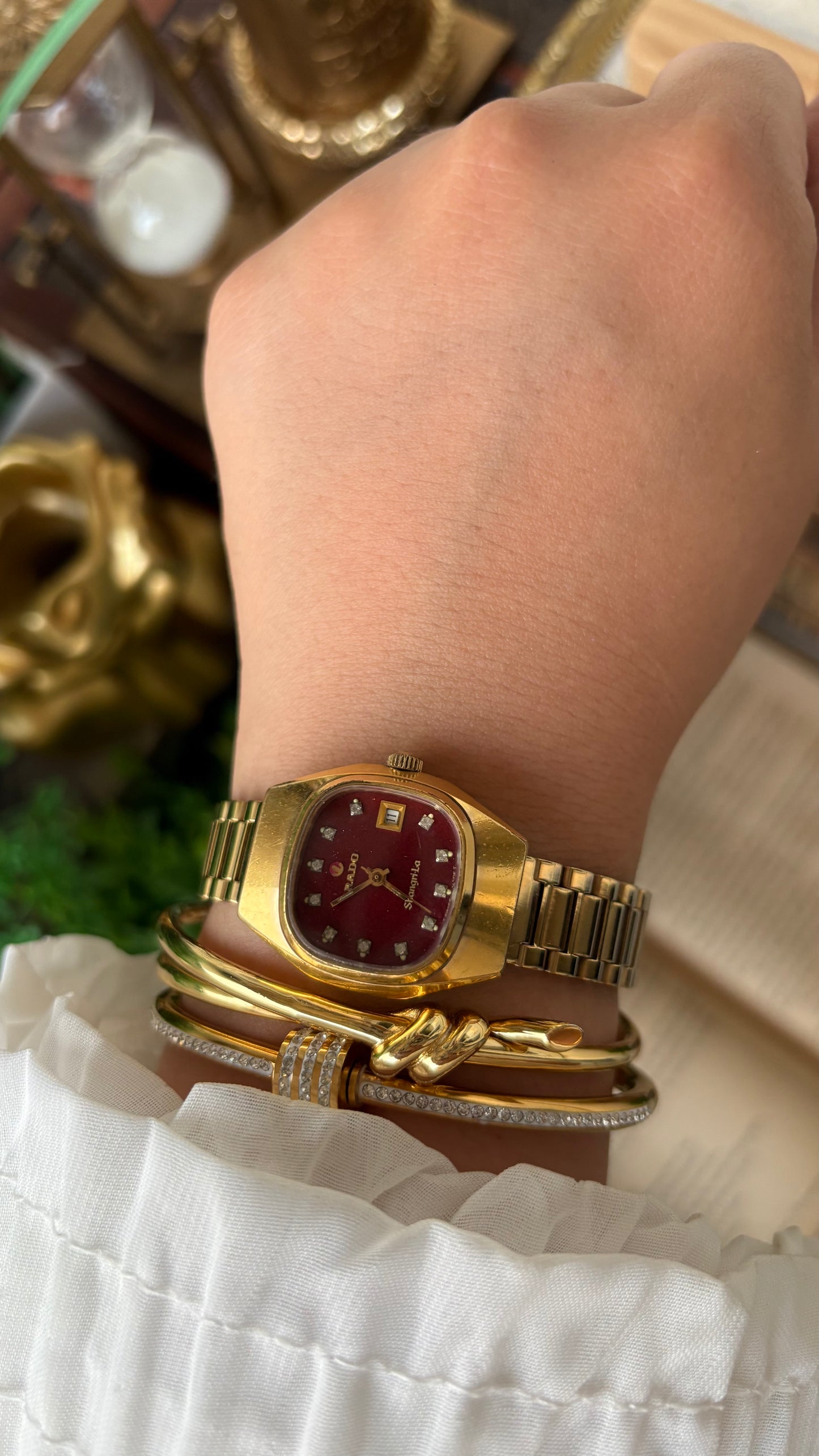 Extremely Rare Vintage Rado Shangri-la Automatic Swiss Watch in Gold Tone Red Television Style Dial