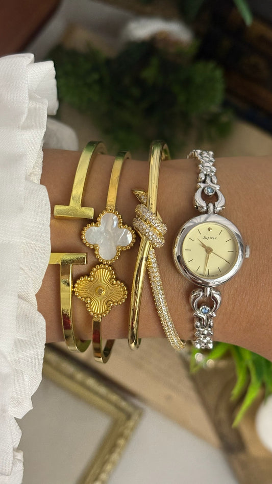Vintage Orient Jupiter Round Watch with Floral Link Silver Tone Bracelet