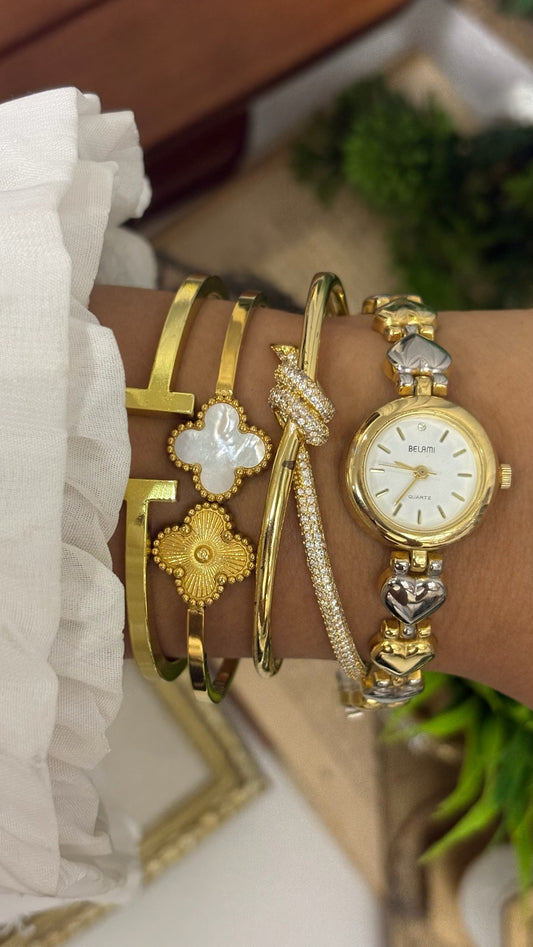 Vintage Belami Round Watch with Two-Tone Heart Link Bracelet Quartz