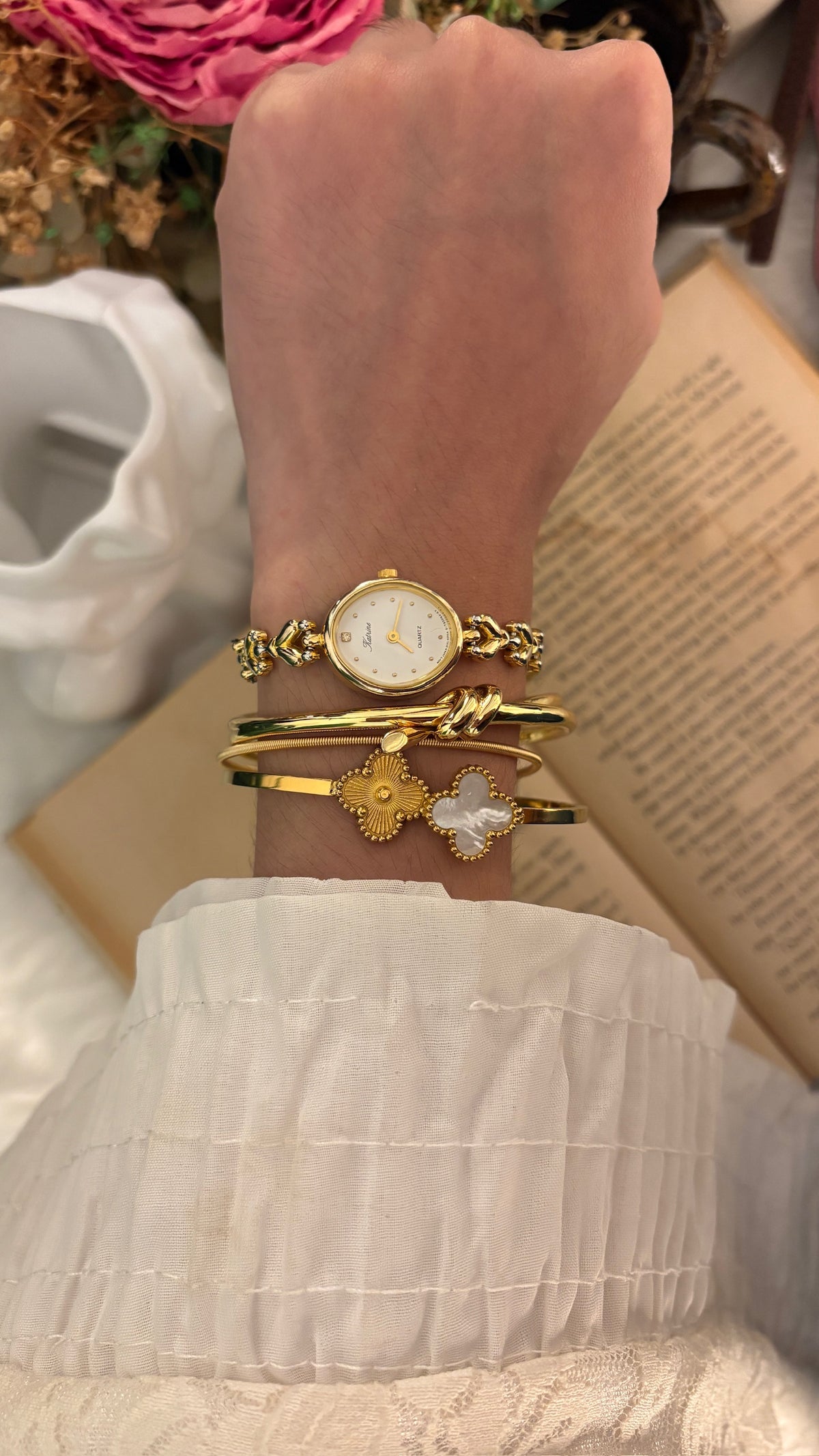 Vintage Katrine Wishbone Link Watch in Gold Tone Quartz