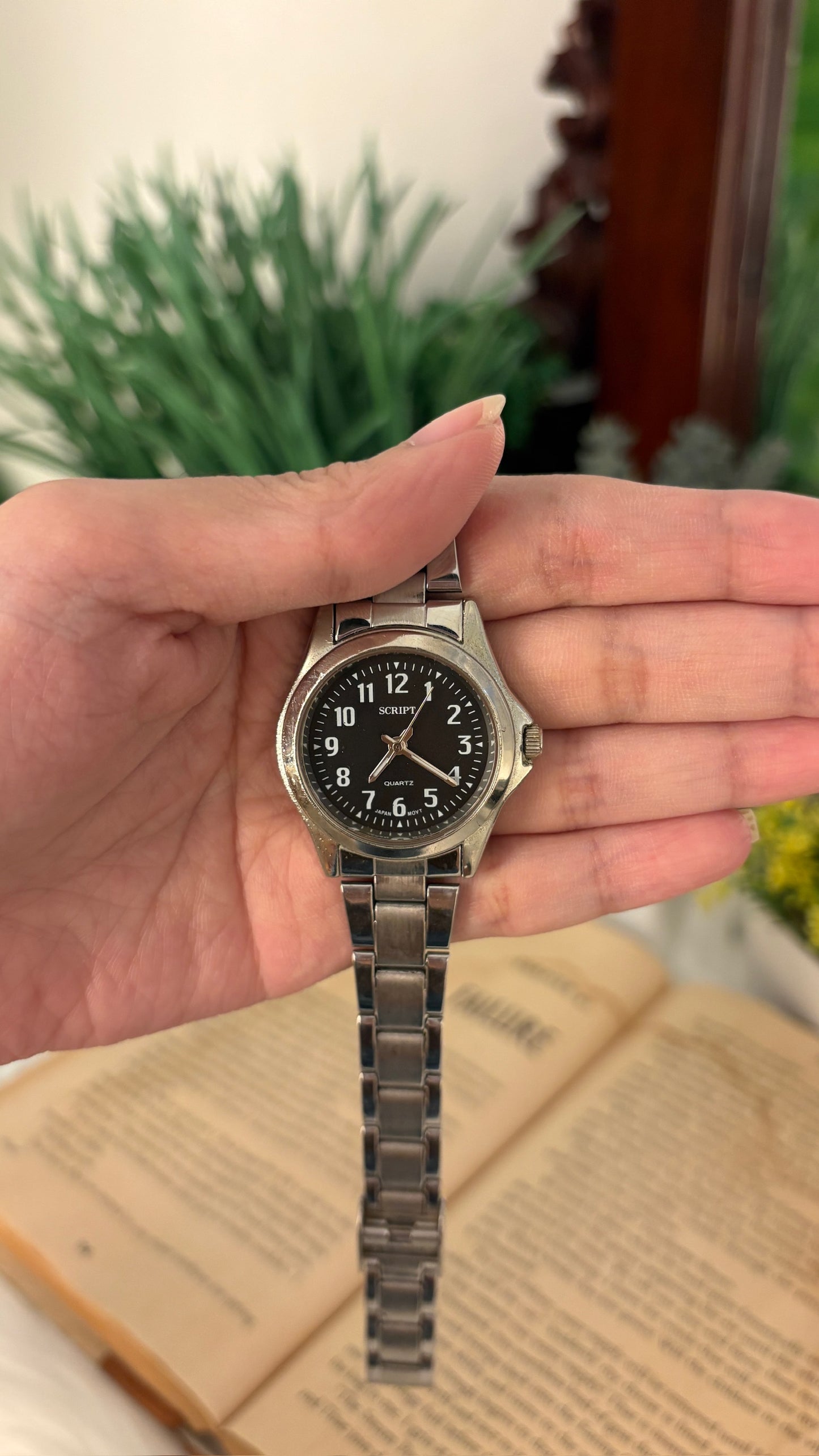 Vintage Script J-Axis Black Dial Watch in Silver Tone Quartz