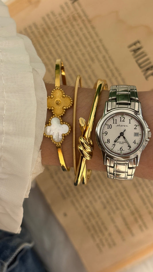 Vintage Sharex Date Window Watch in Silver Tone Quartz