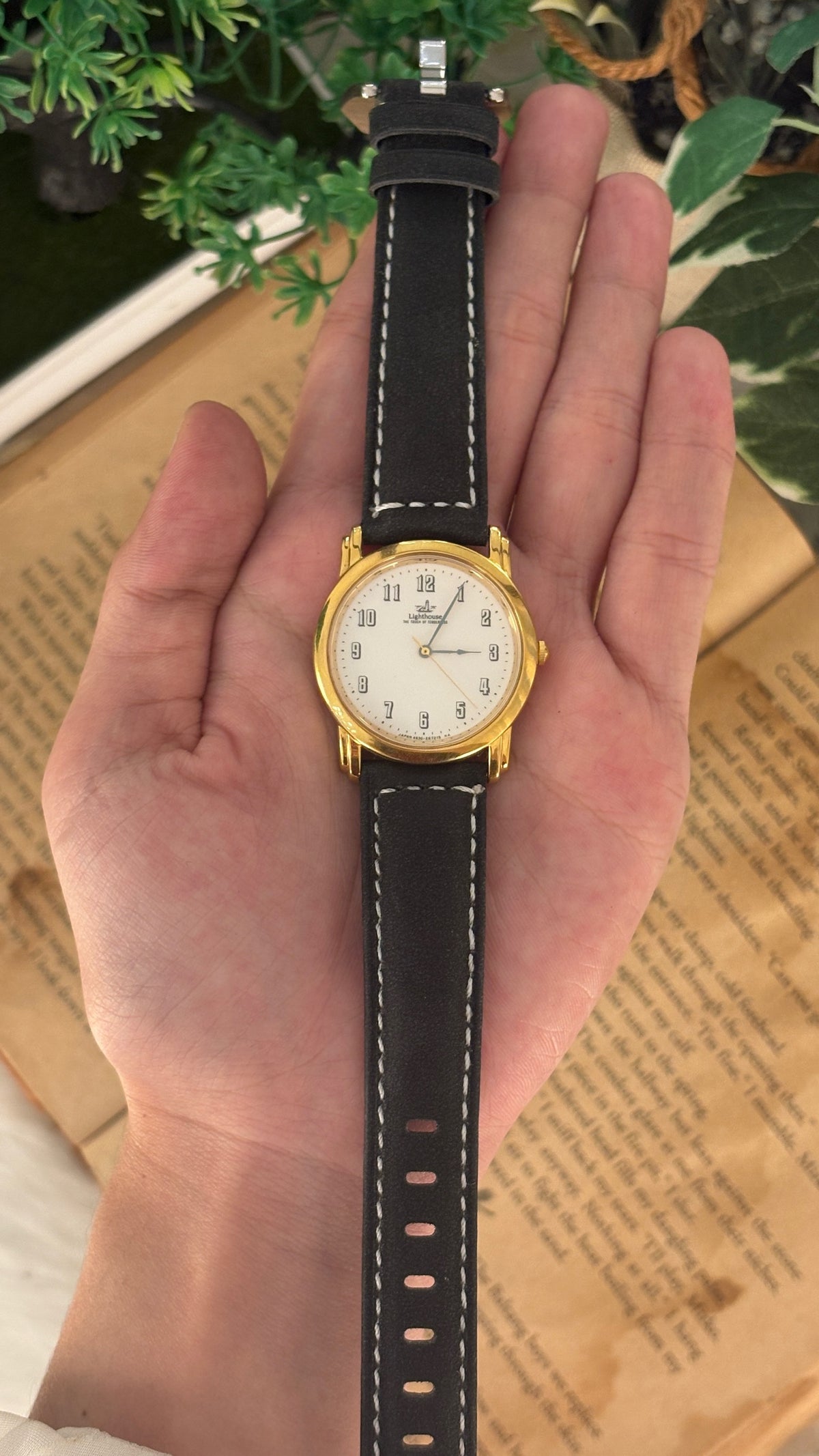 Rare Vintage Lighthouse Citizen Mens Watch in Gold Tone Black Leather Quartz