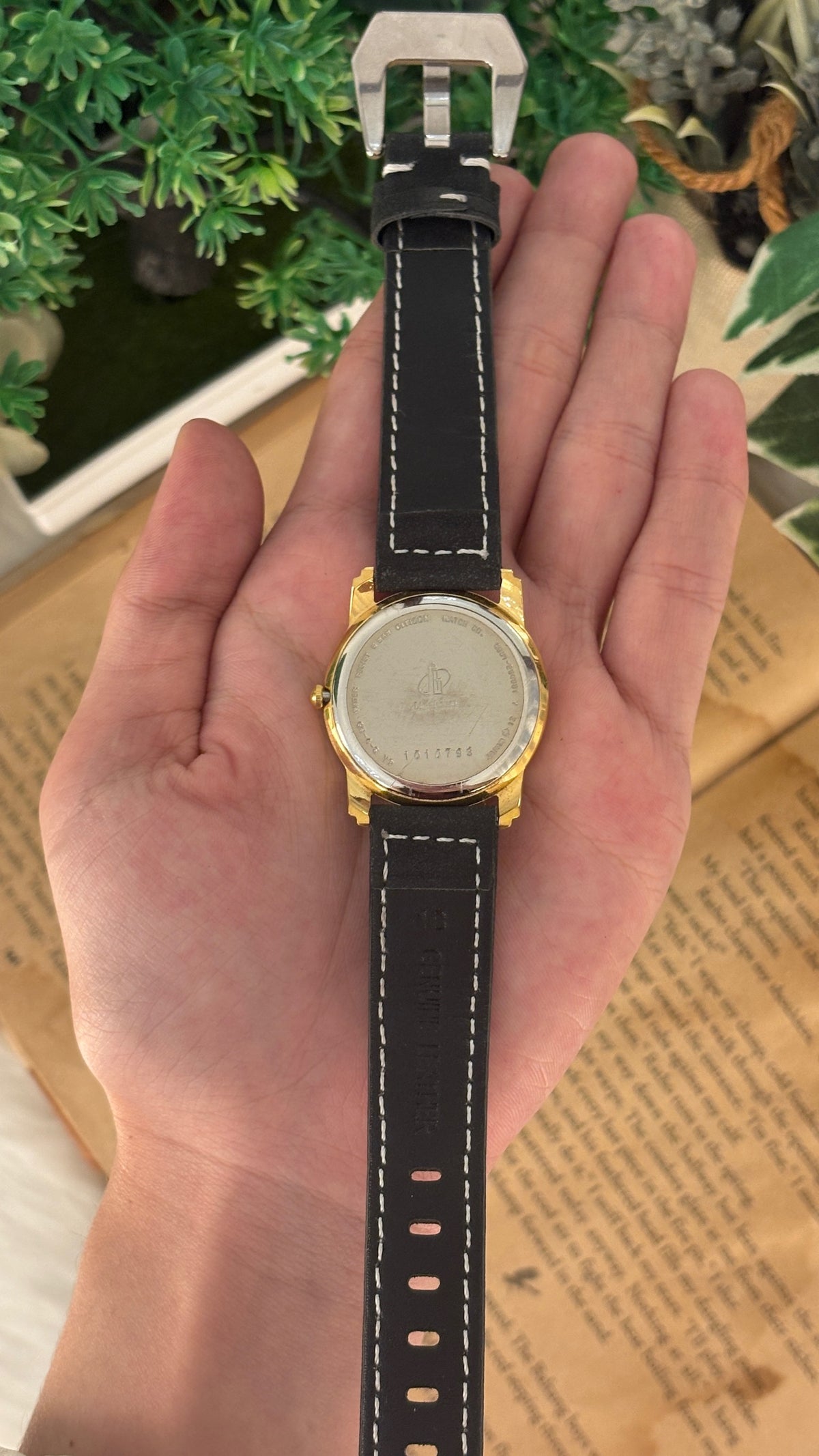 Rare Vintage Lighthouse Citizen Mens Watch in Gold Tone Black Leather Quartz