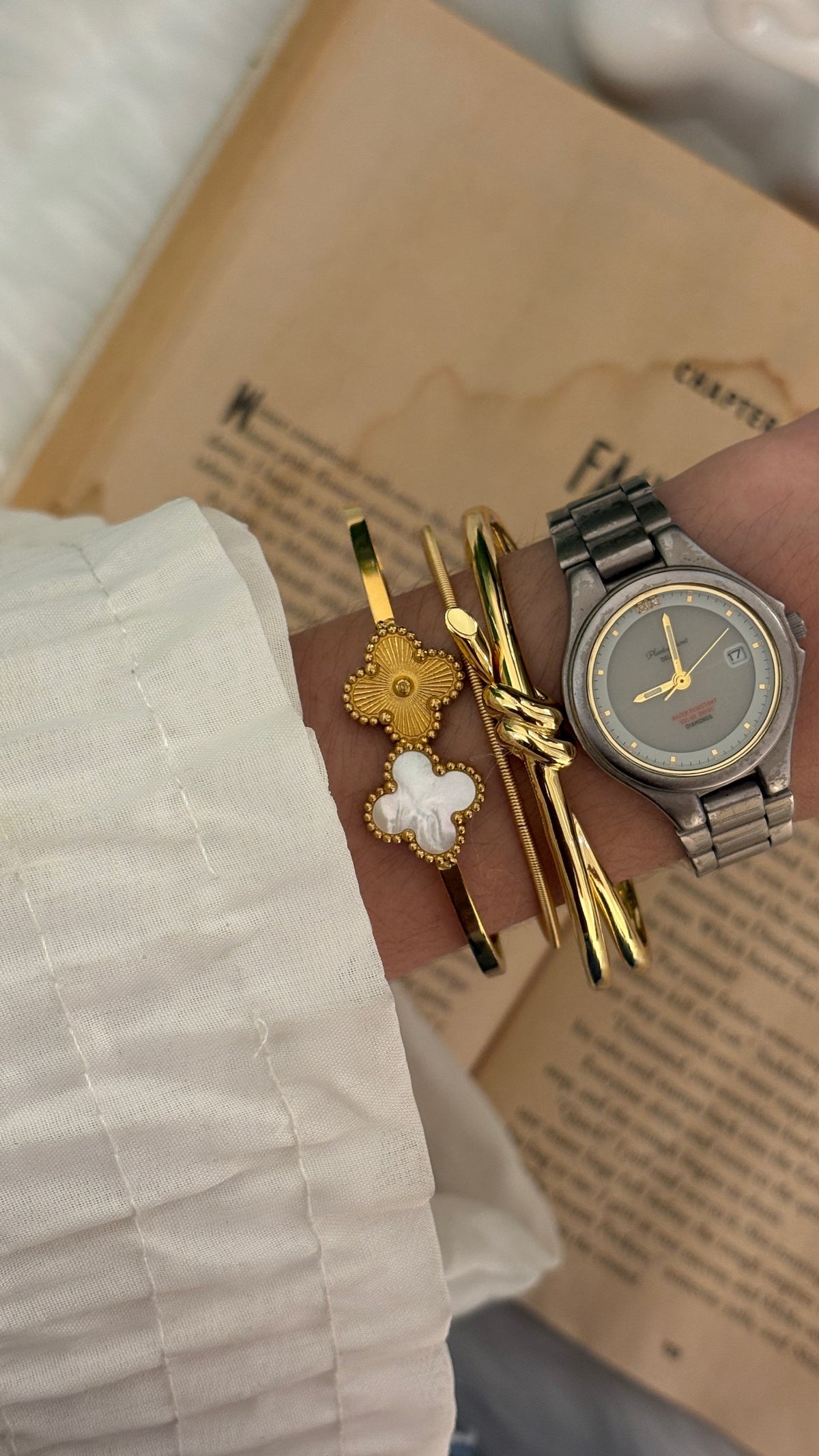 Vintage Planta Genet Diamonds Date Window Watch in Silver Tone Quartz