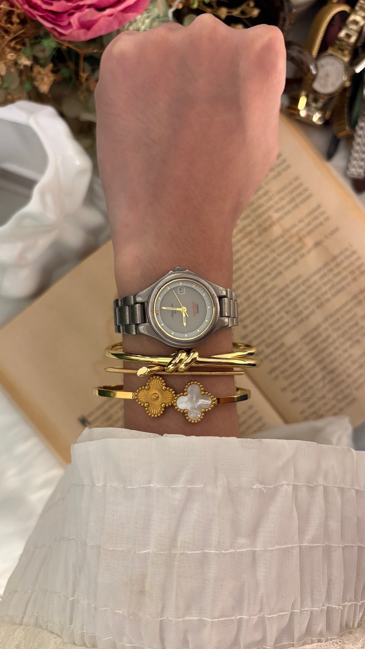 Vintage Planta Genet Diamonds Date Window Watch in Silver Tone Quartz