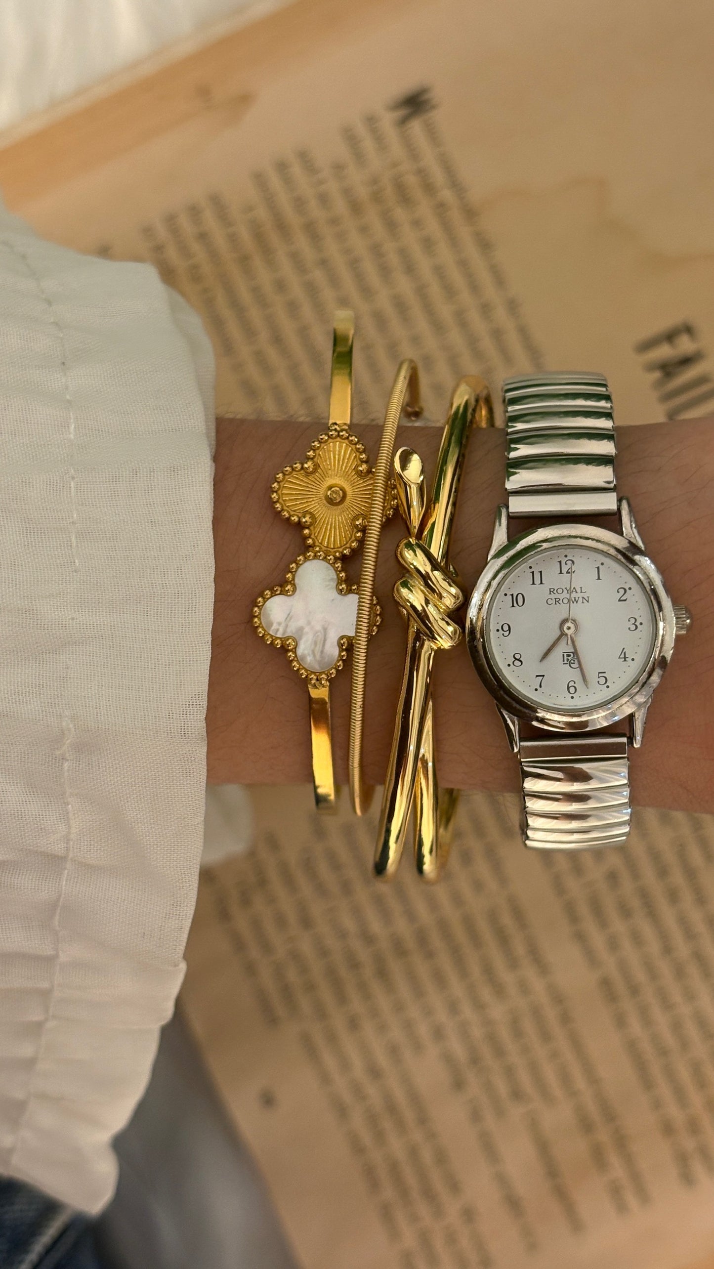 Vintage Royal Crown Expandable Watch in Silver Tone Quartz