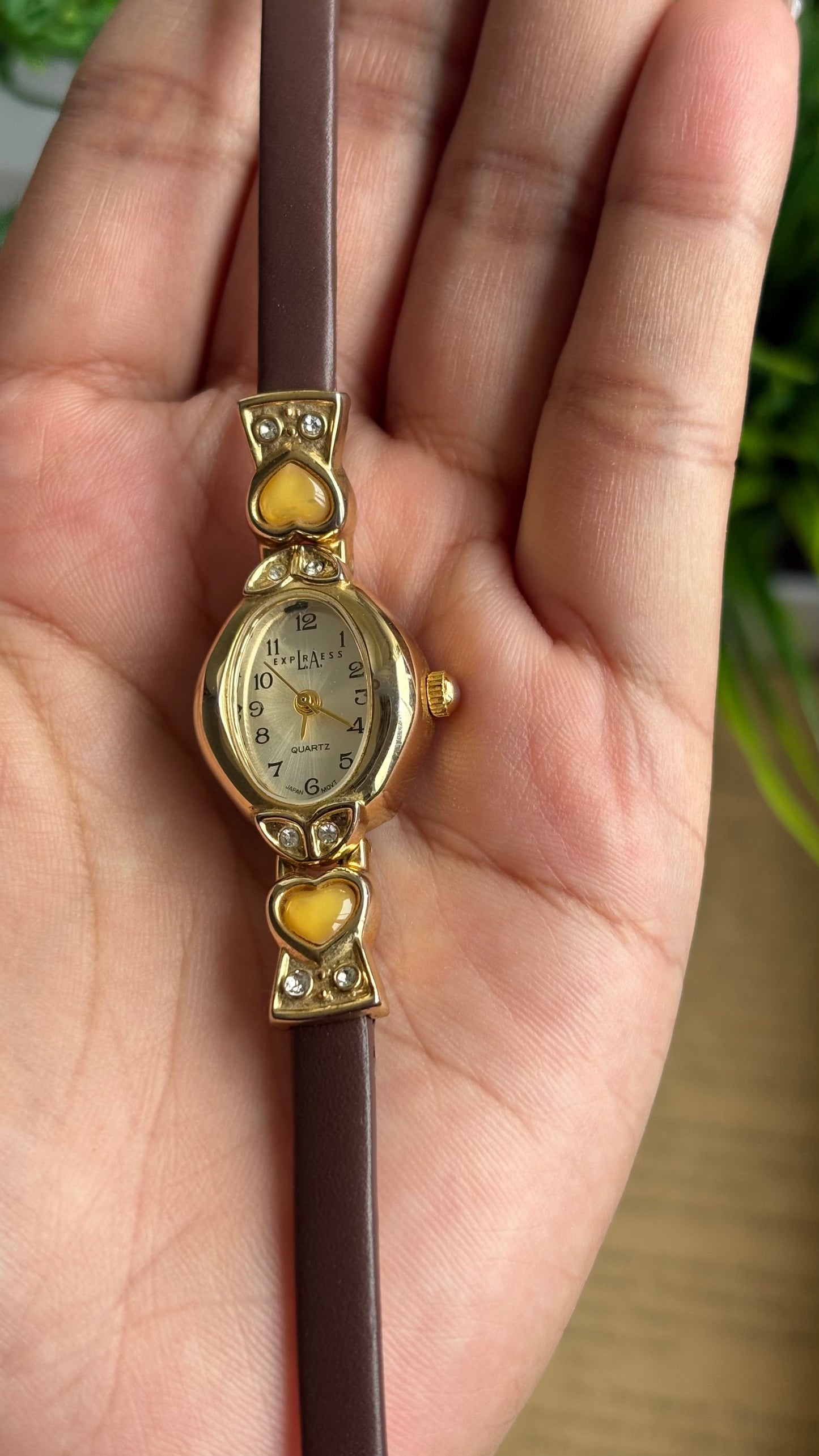 Vintage LA Express Watch in Brown Leather Strap with Yellow Heart Stones