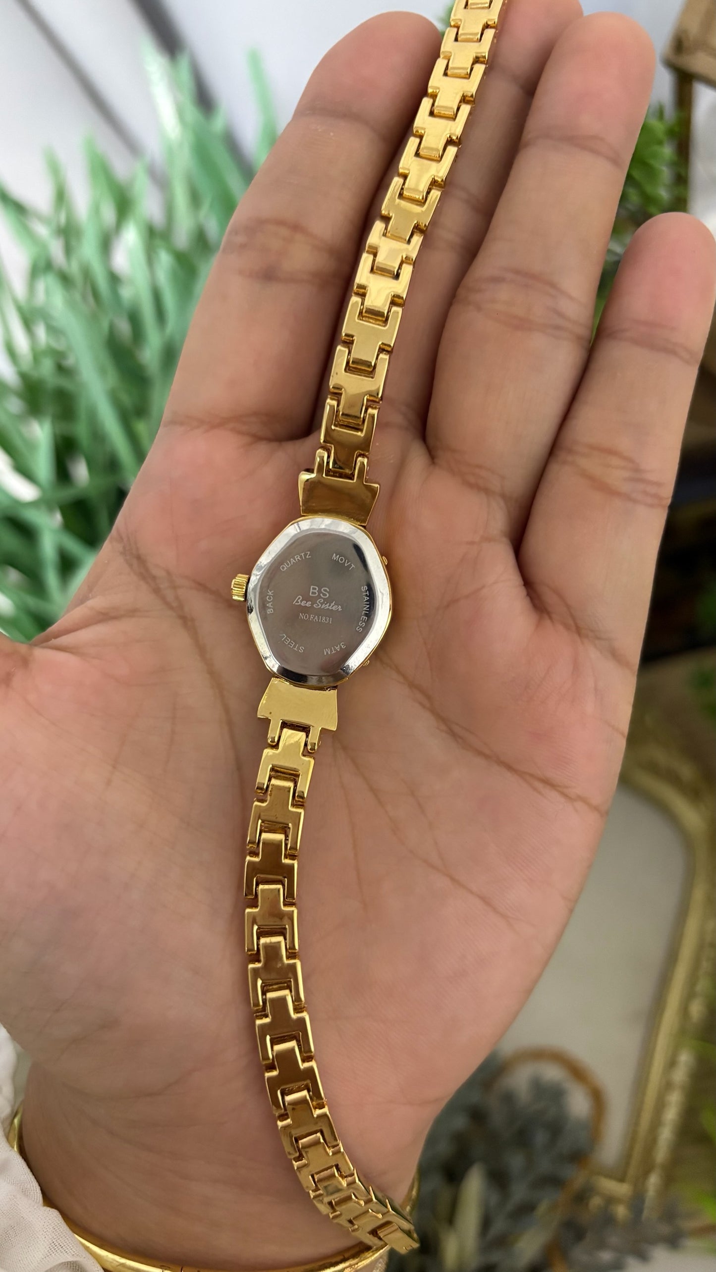 Vintage BS Bee Sister Round Watch with Crystal Flower Bezel and Gold Tone Rhinestone Bracelet Quartz