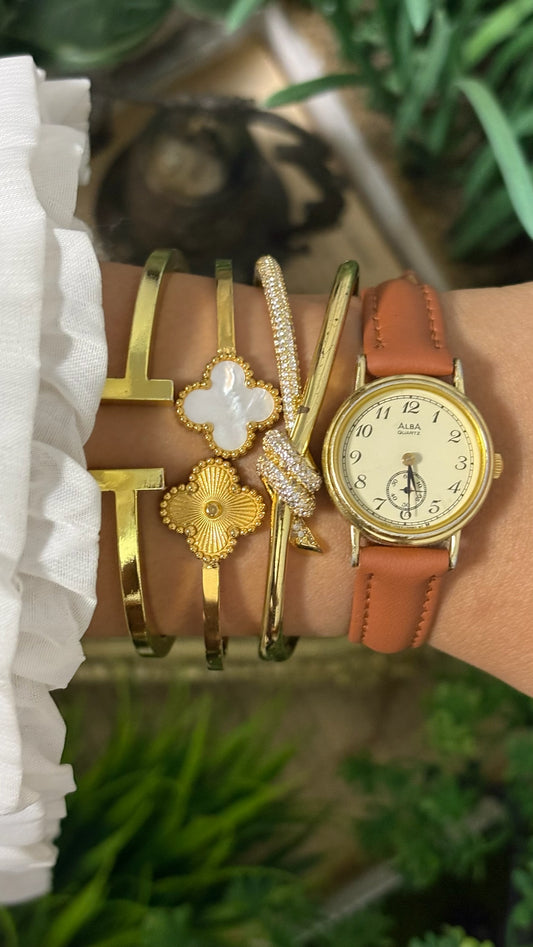 Vintage Alba Round Watch with Cream Dial Arabic Numerals Sub-Second Subdial Polished Gold Tone Case and Smooth Tan Leather Strap Quartz