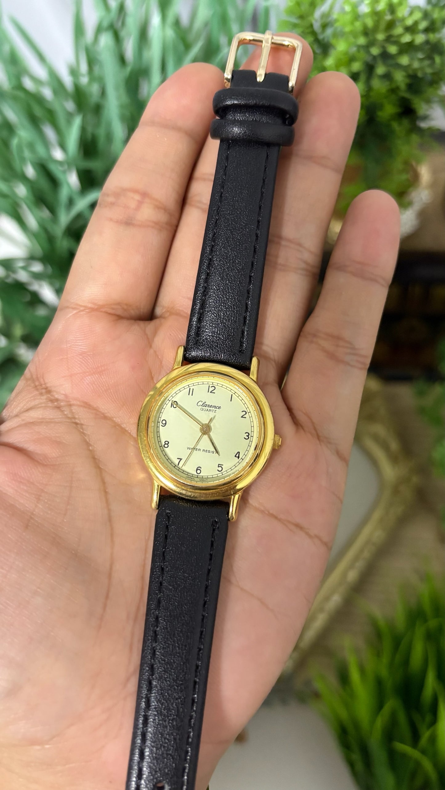 Vintage Clarence Round Watch with Champagne Dial Full Arabic Numerals Polished Gold Tone Case and Smooth Slim Black Leather Strap Quartz