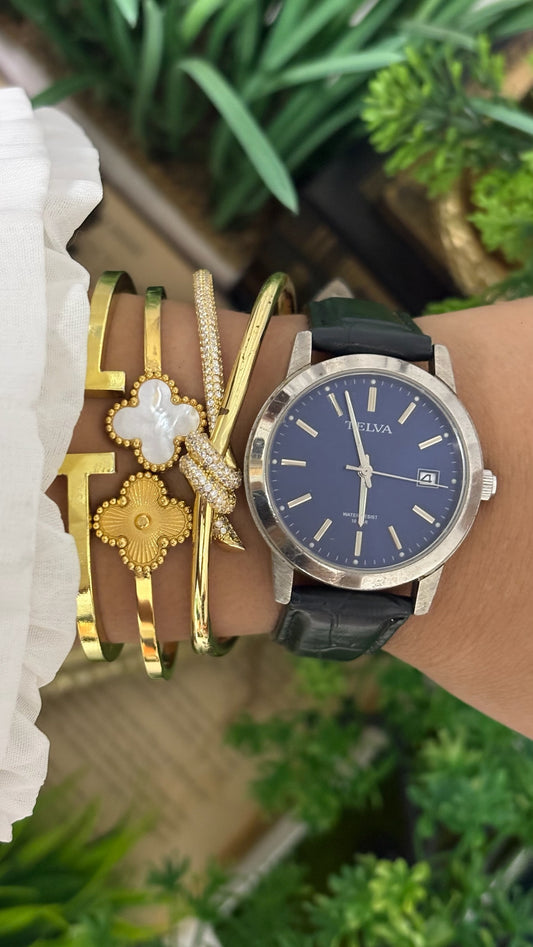 Vintage Telva Mens Round Watch with Navy Blue Dial Silver Tone Stick Markers Date Window Polished Silver Tone Case and Black Croc Embossed Leather Strap Quartz