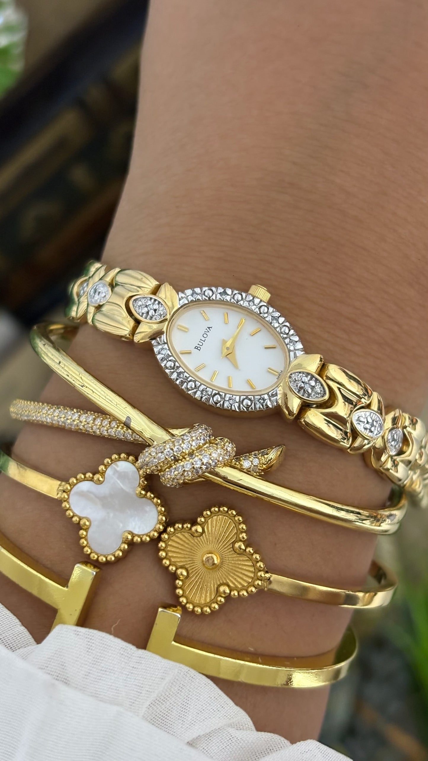 Extremely Rare Vintage Bulova Bejeweled Hexa-star Bracelet Watch in Gold