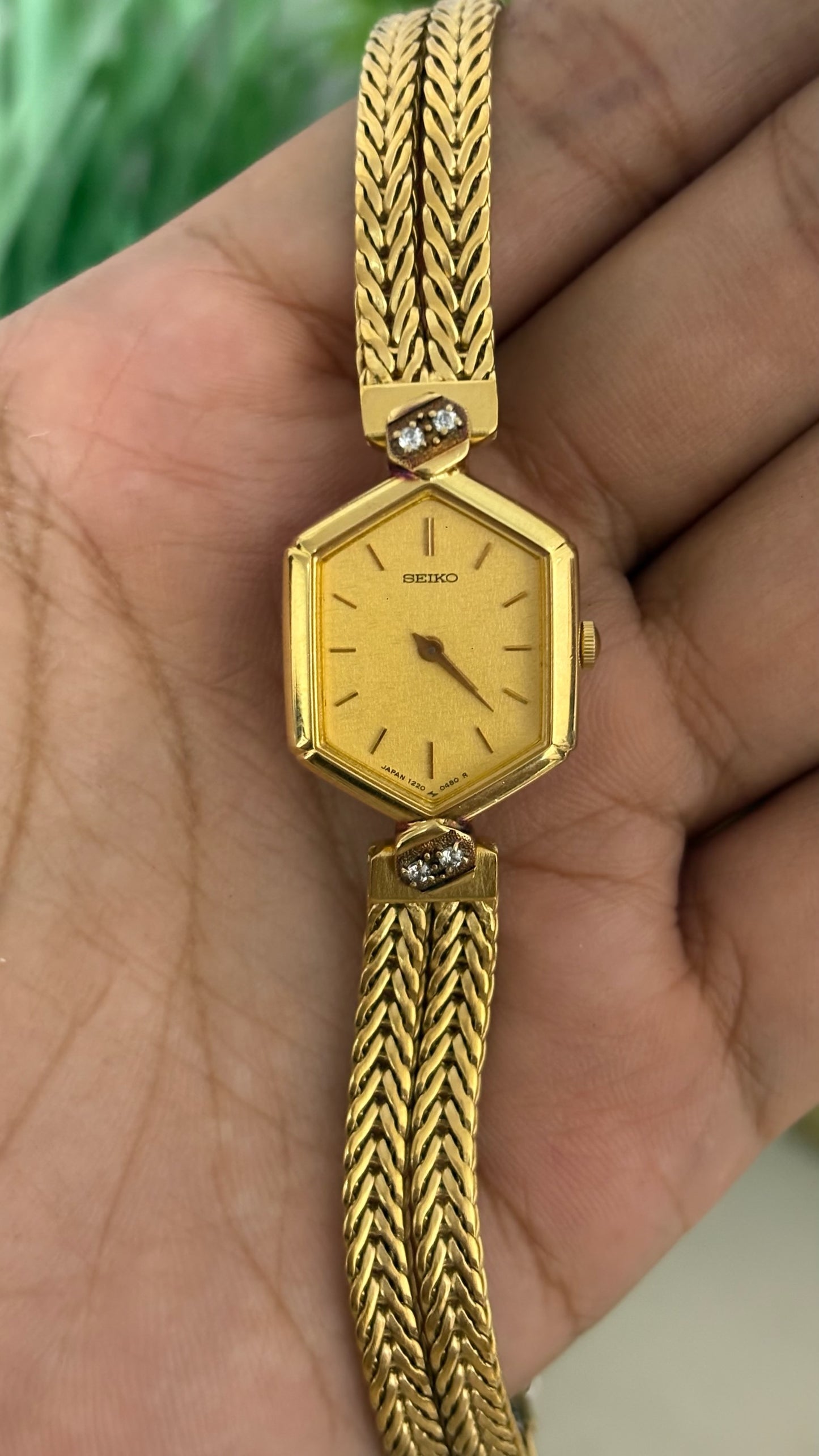 Rare Vintage Seiko Hexagonal Dial Cable Bracelet Watch in Gold Tone Quartz