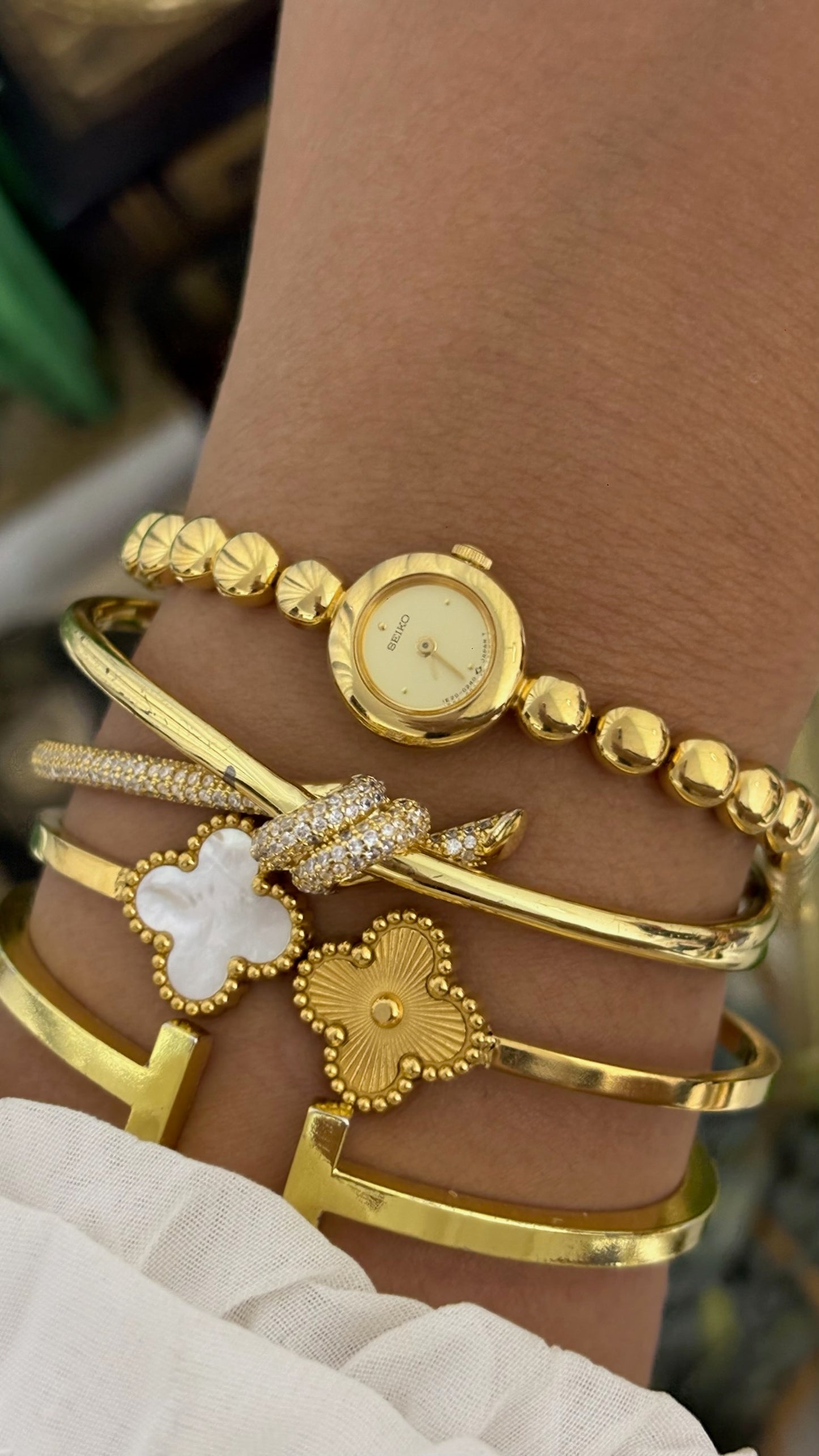 Extremely Rare Vintage Seiko Bubble Bracelet Watch in Gold Tone Quartz