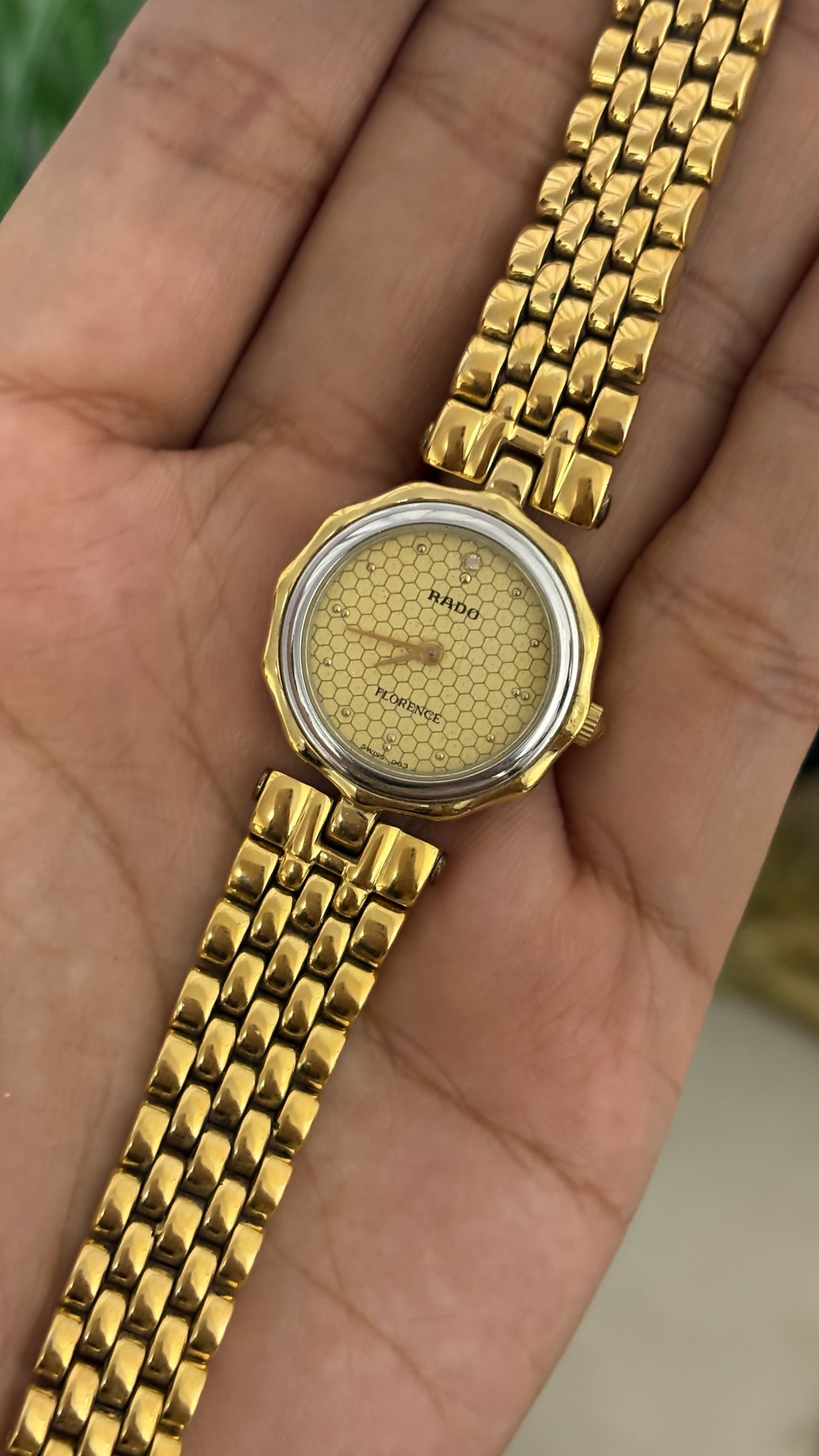 Rare Vintage Rado Florence Honeycomb Dial Flower Case Dress Watch in Gold Tone Quartz