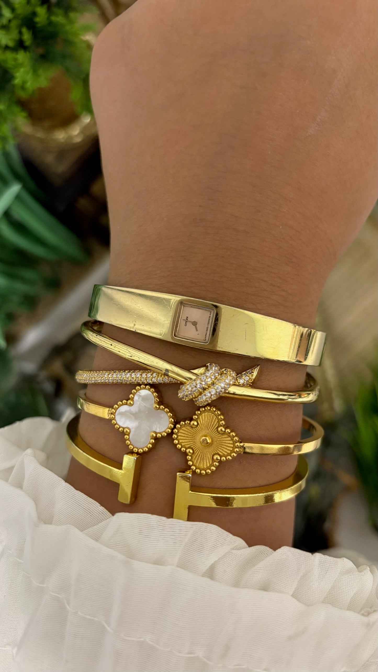 Extremely Rare and Dainty Citizen Bangle Watch in Gold Tone Quartz