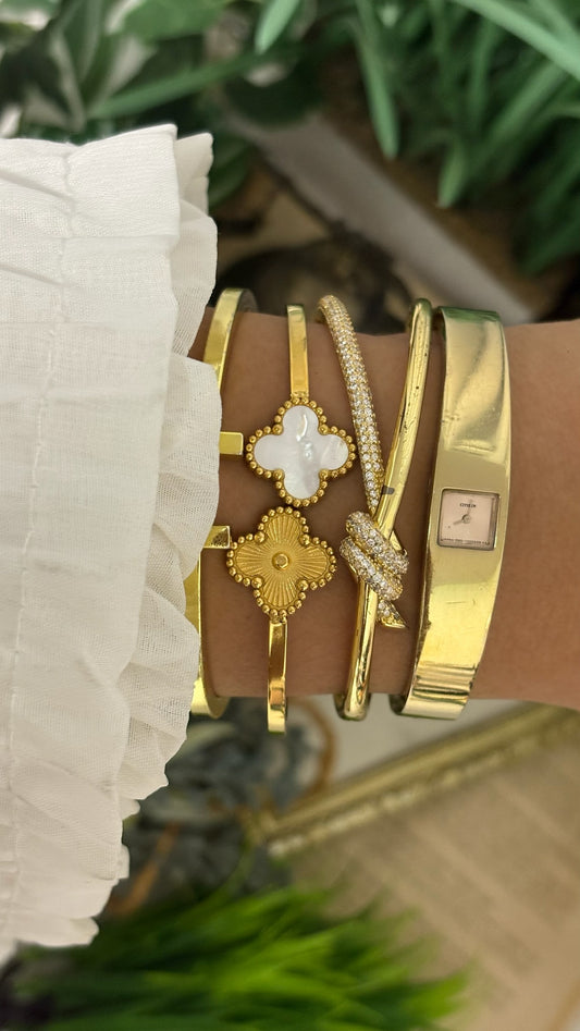 Extremely Rare and Dainty Citizen Bangle Watch in Gold Tone Quartz