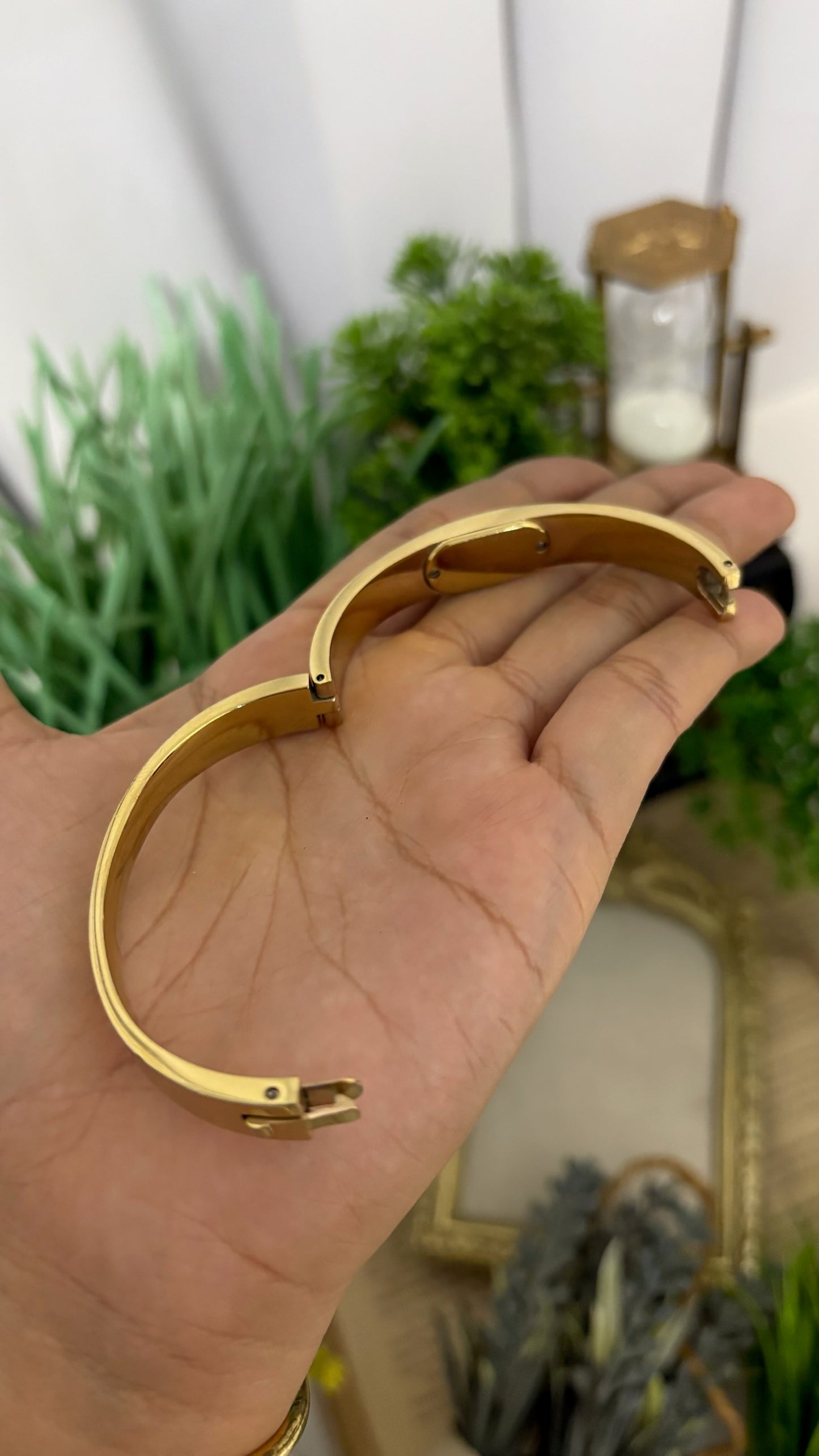 Extremely Rare and Dainty Citizen Bangle Watch in Gold Tone Quartz