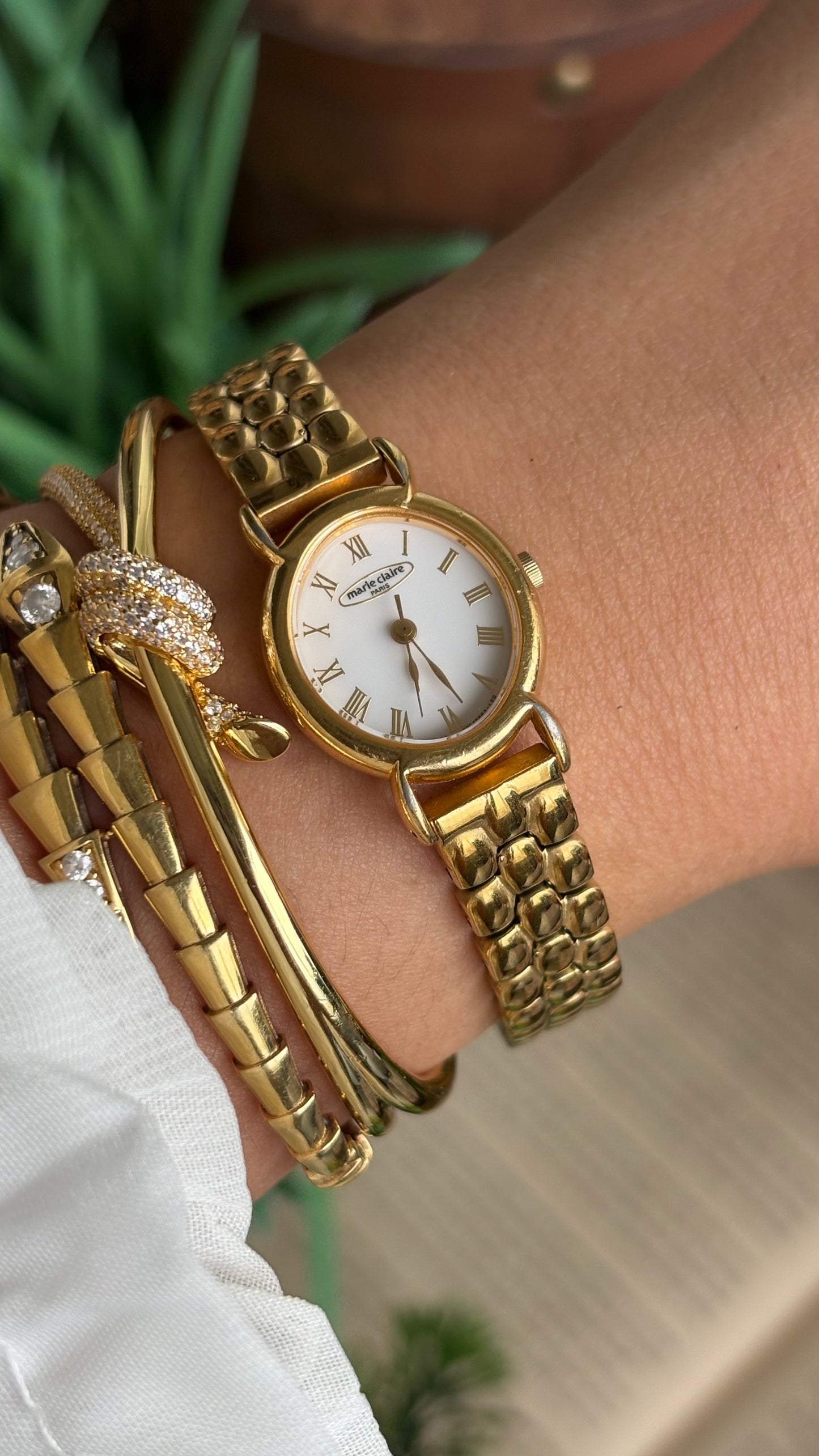 Vintage Marie Claire Paris Baignoire Watch in Gold Tone Roman Oval Dial