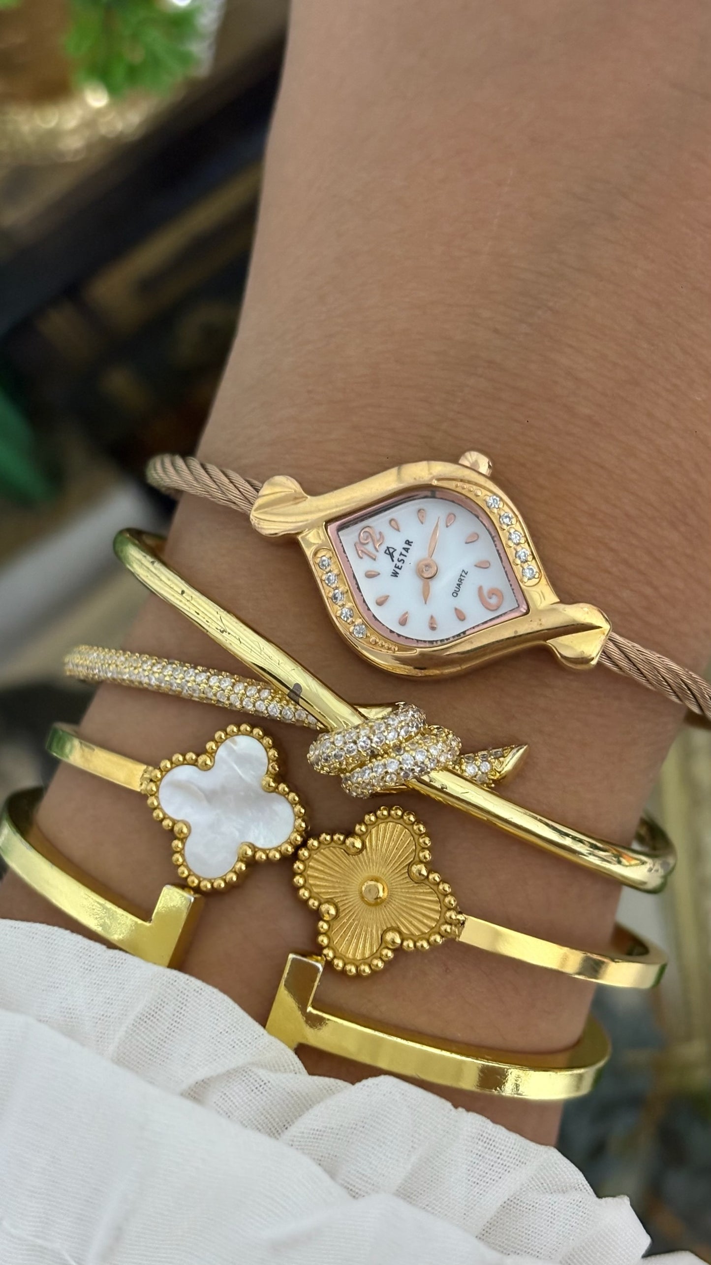 Rare Vintage Westar Eyeshaped Rhinestone Accent Cable Bangle Watch in Gold Tone Quartz