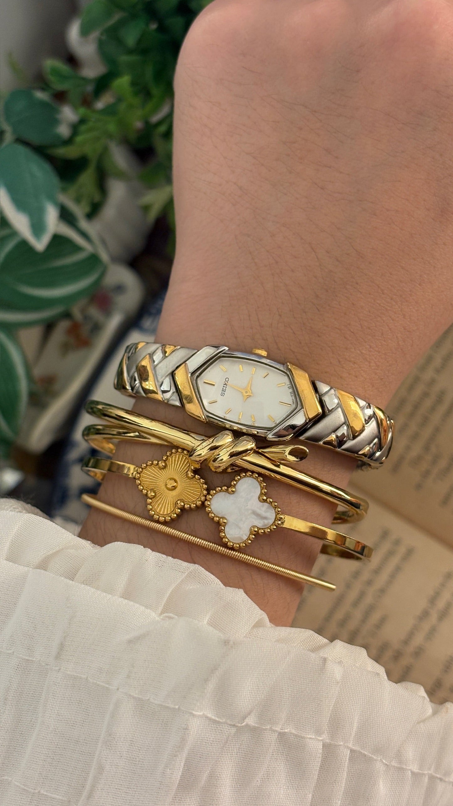 Extremely Rare Vintage Seiko Chevron Links Watch in Two-Tone Quartz